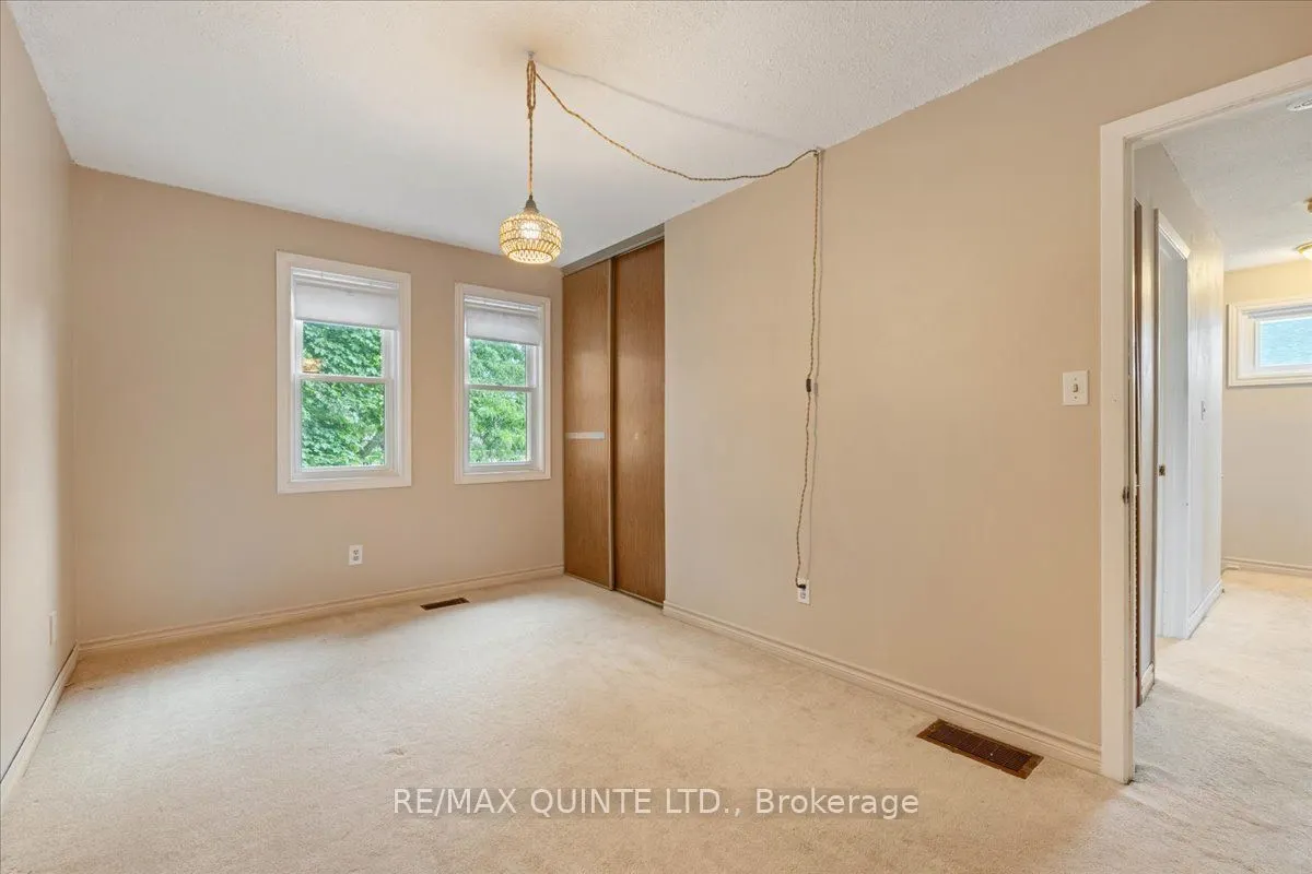 27 Morris Drive
