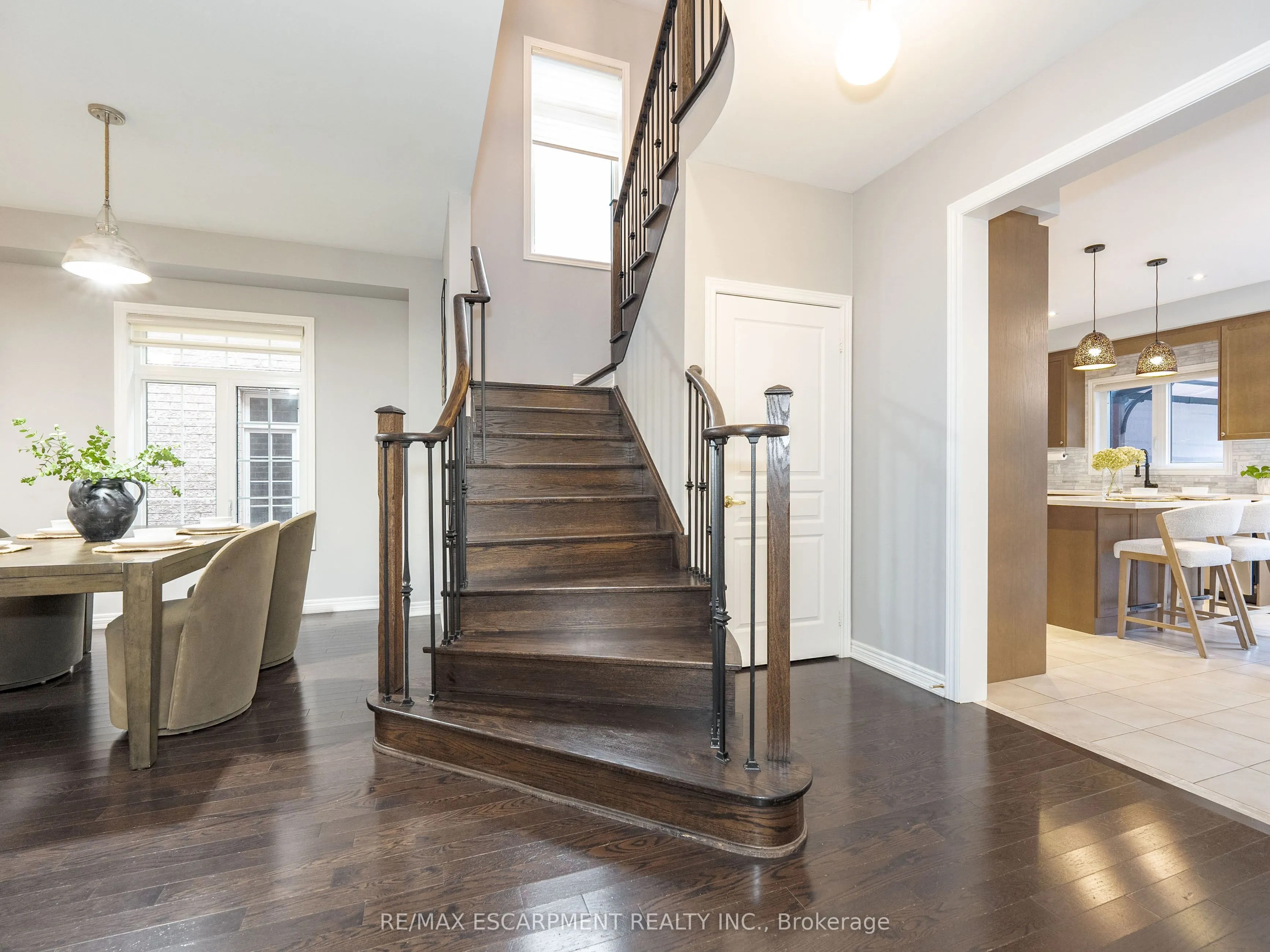 19 McKnight Avenue