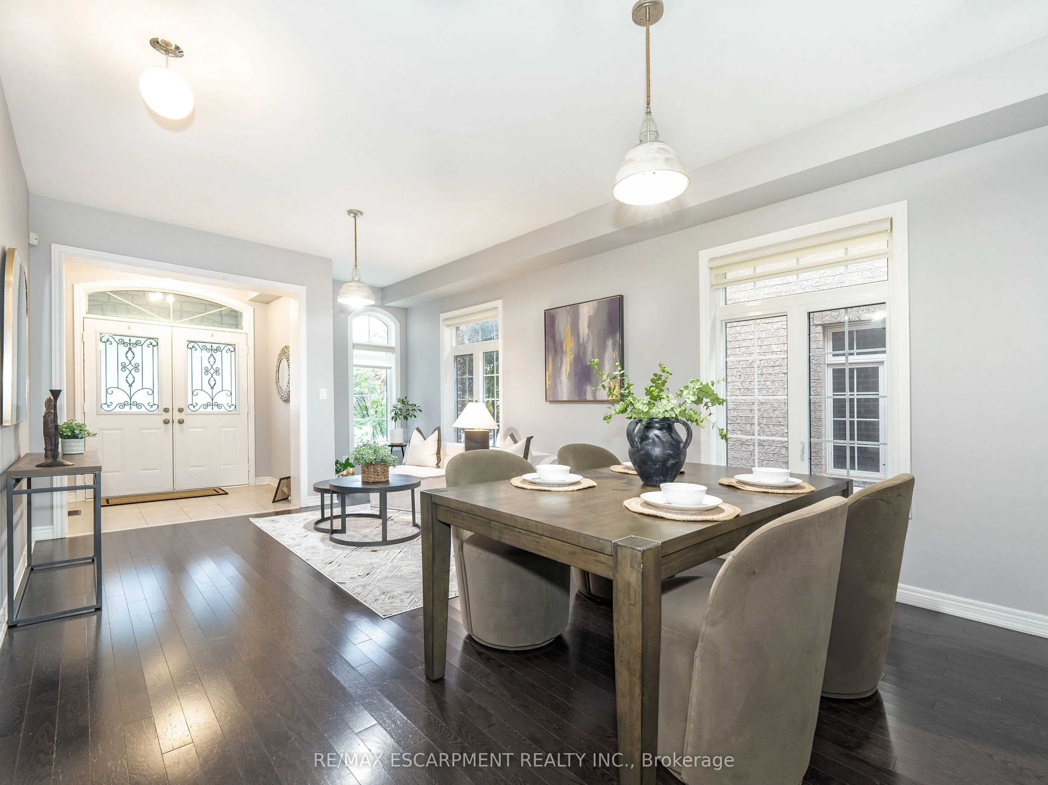 19 McKnight Avenue