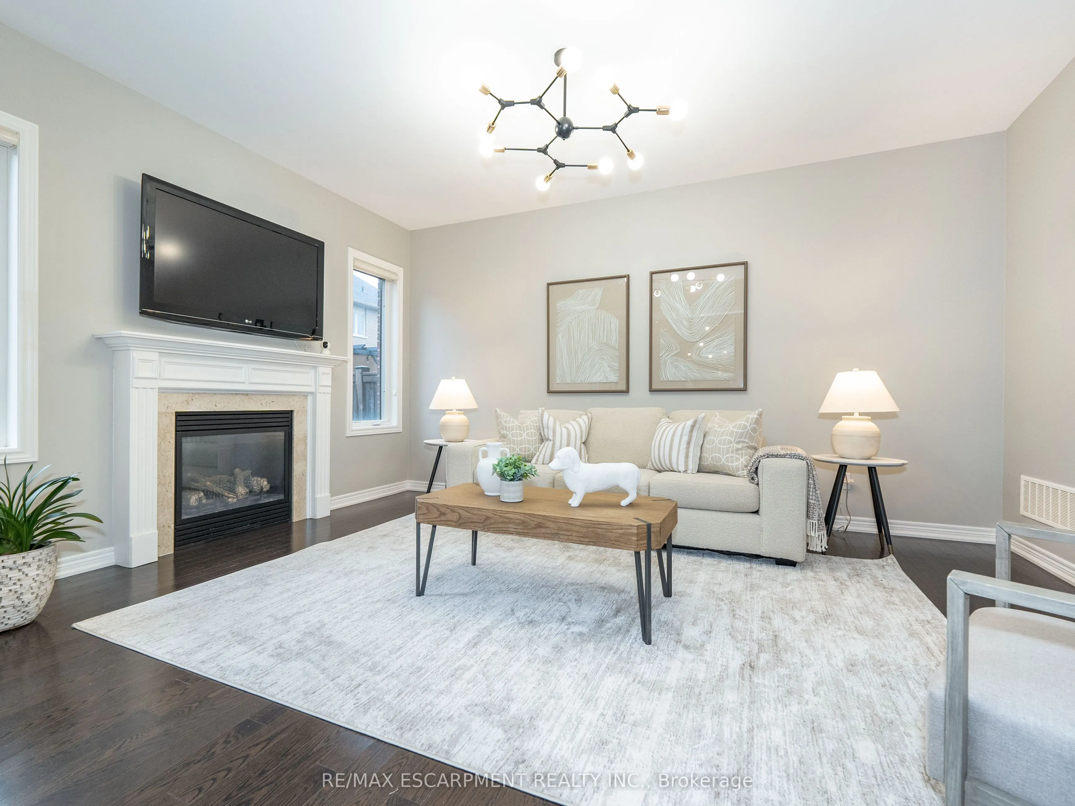 19 McKnight Avenue