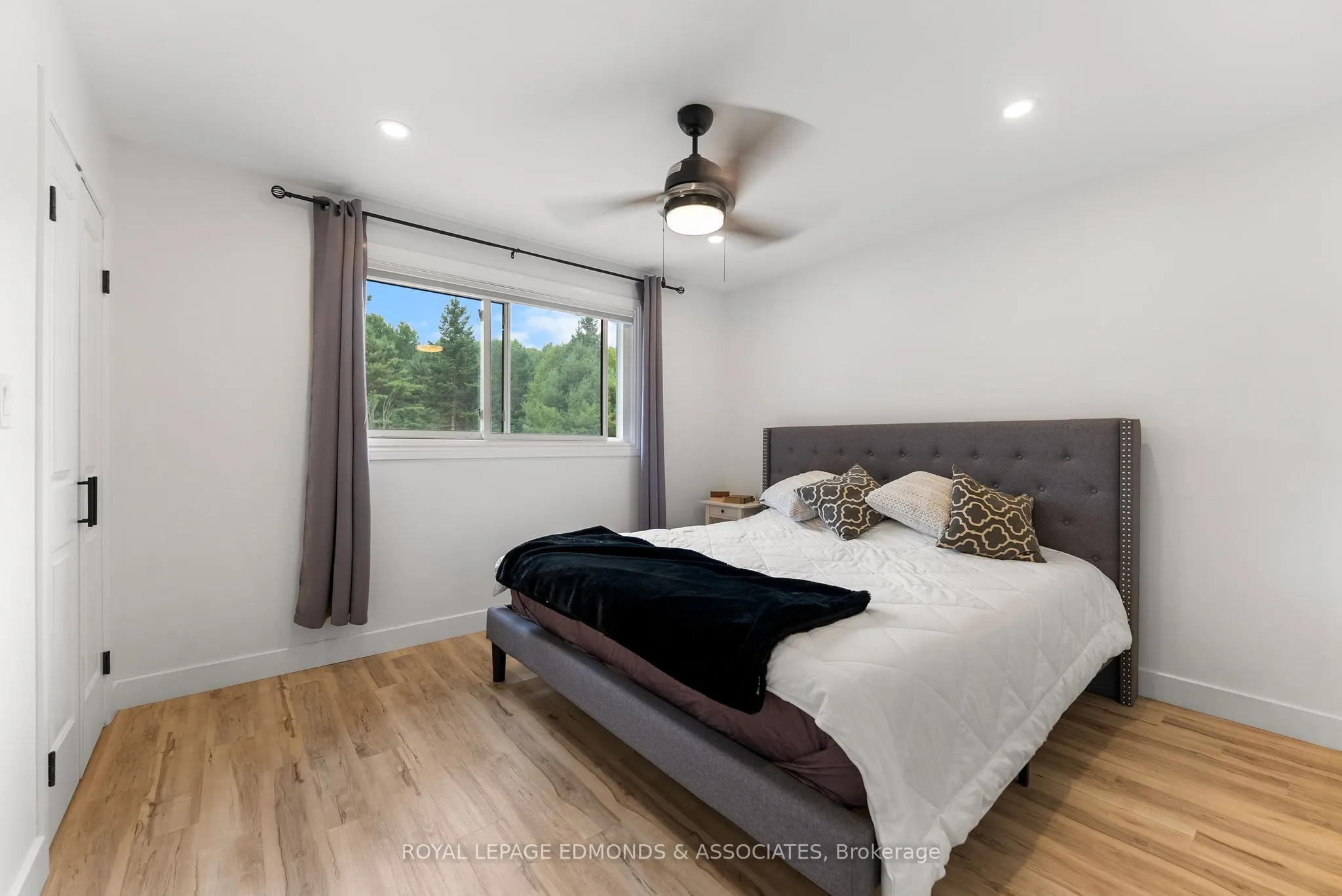 135 Uniacke Lane