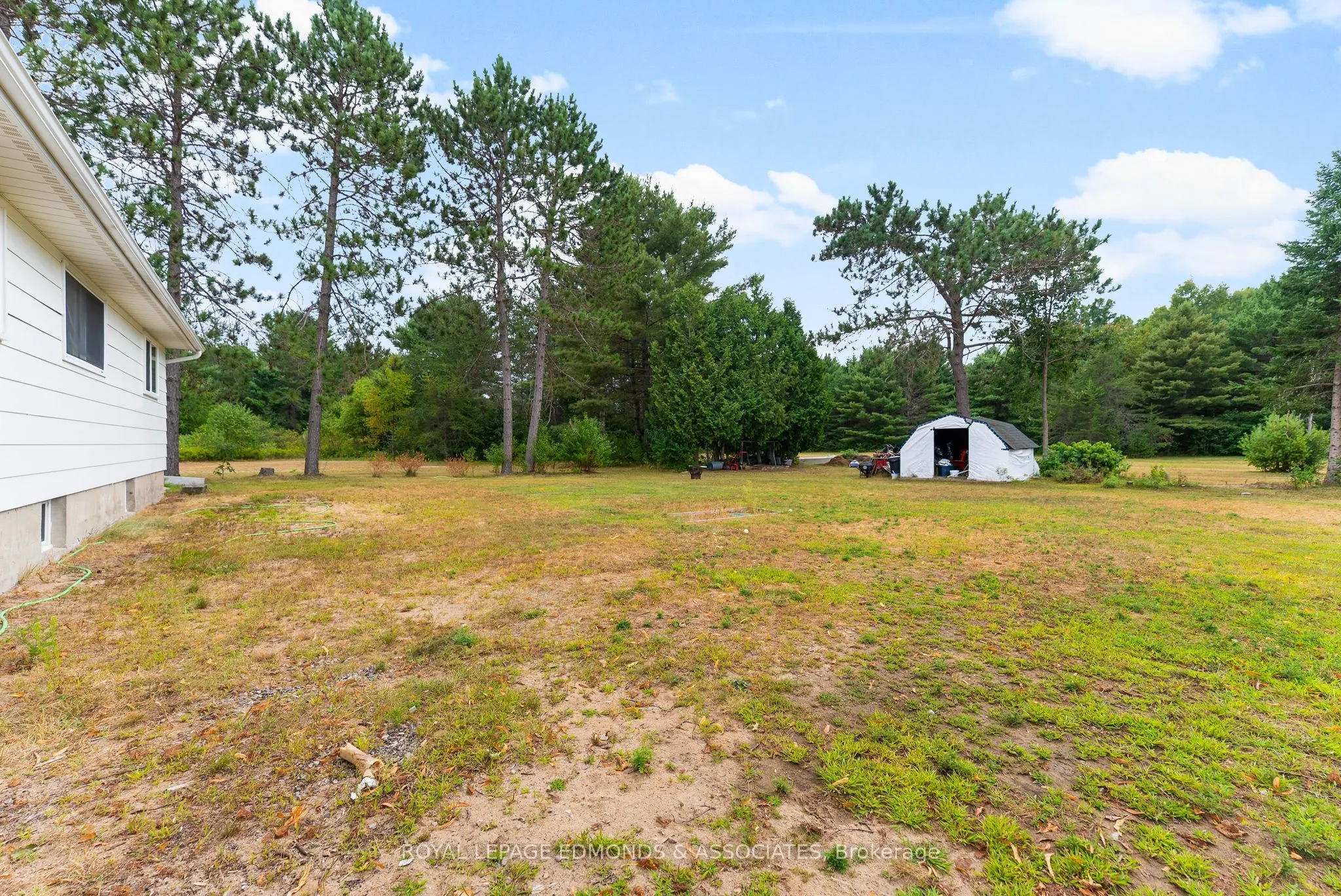 135 Uniacke Lane