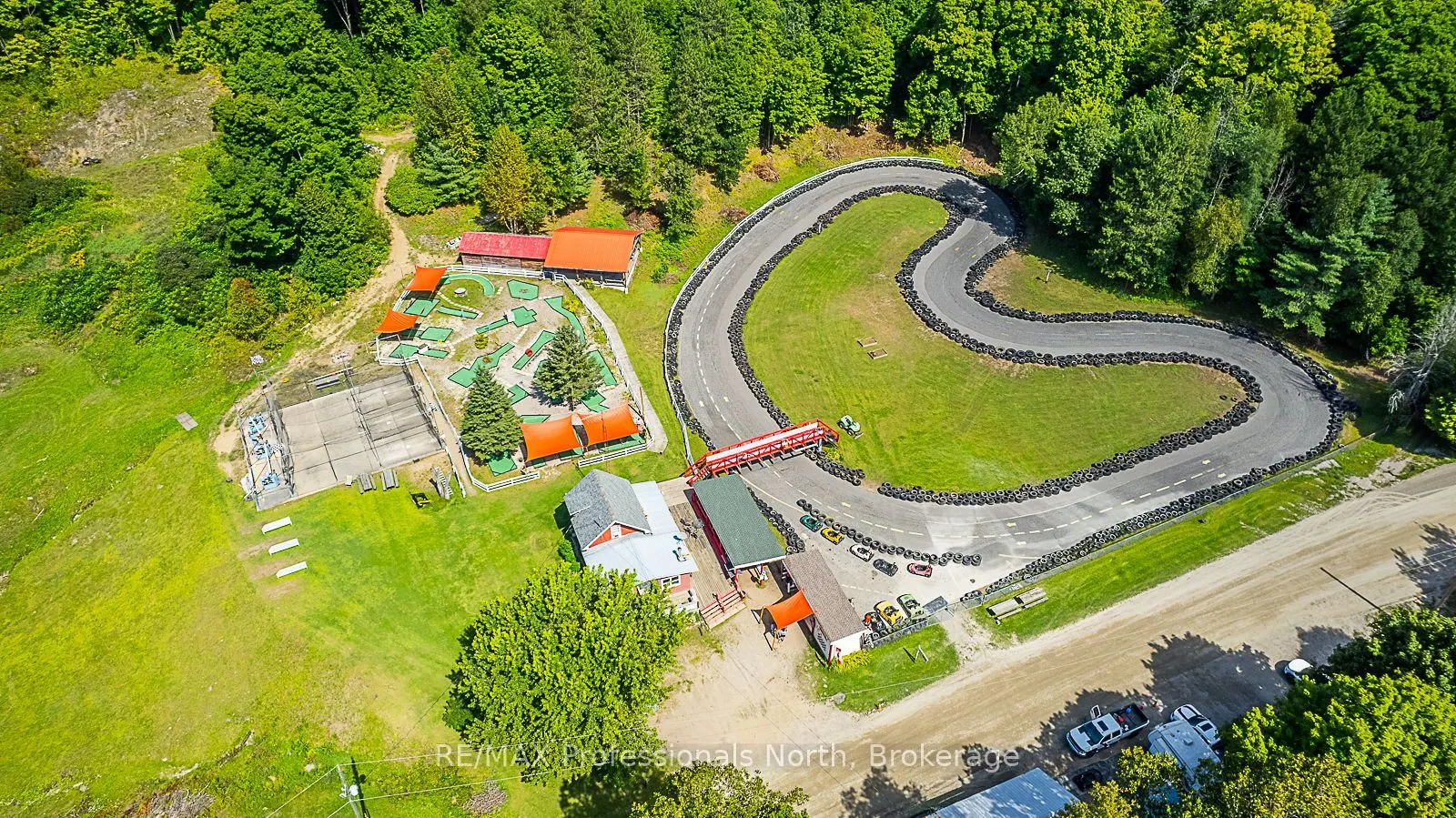 1063 RAVINE Road