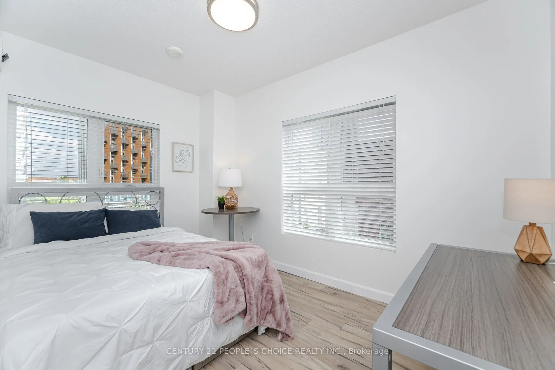 258 A Sunview Street, #1316