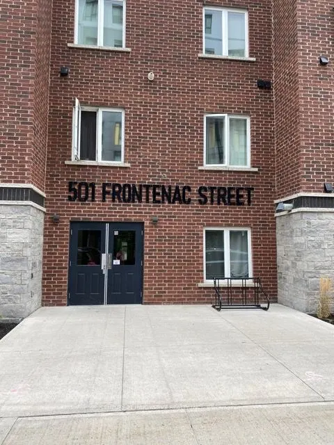 501 Frontenac Street, #313