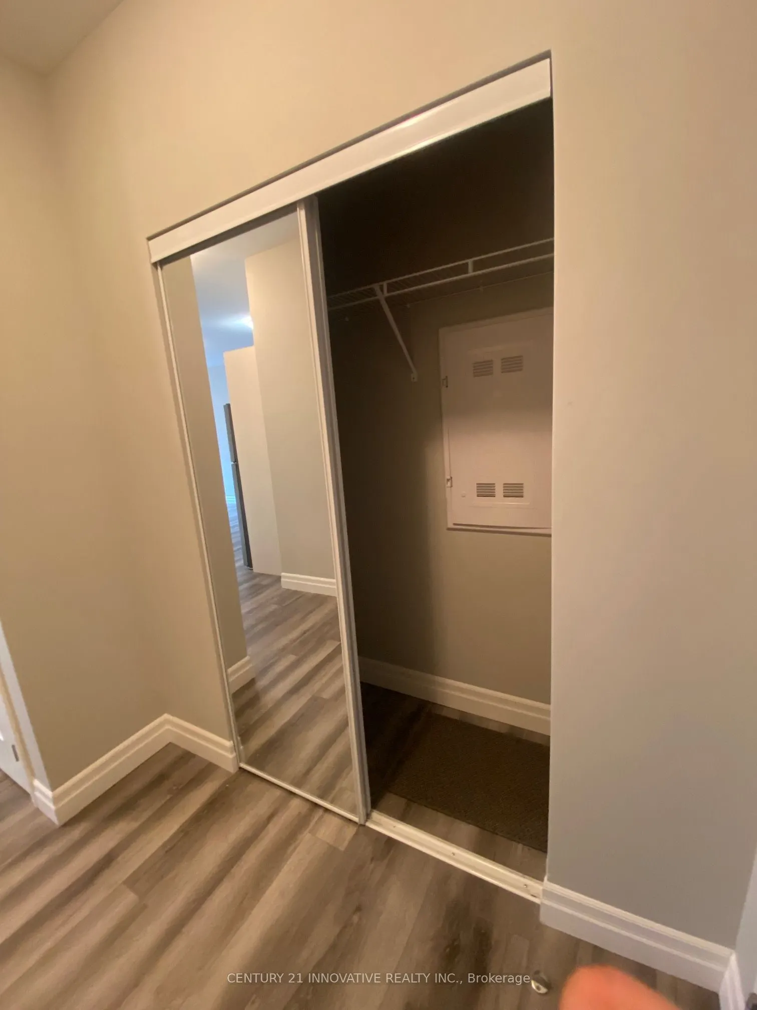 501 Frontenac Street, #313