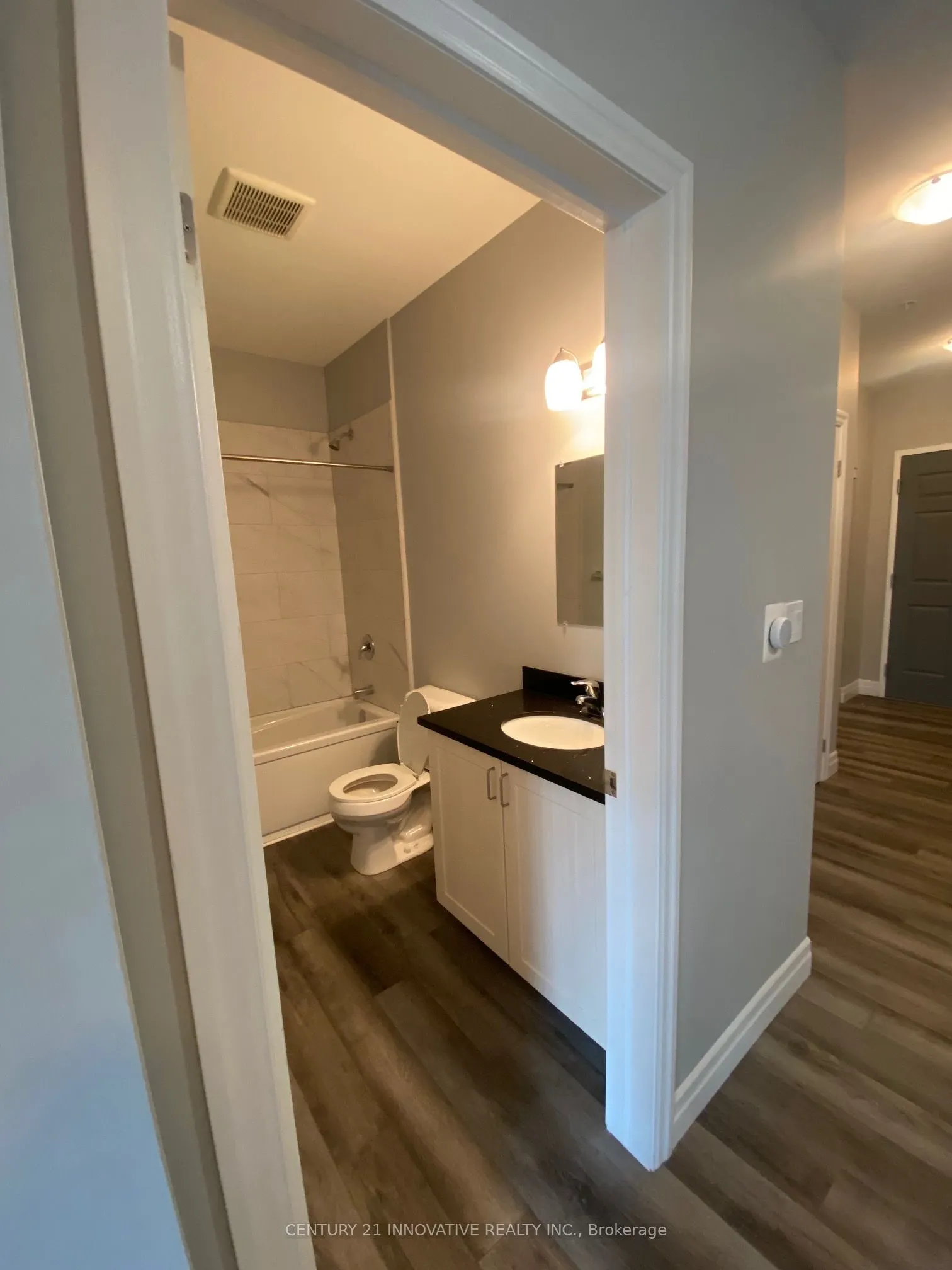 501 Frontenac Street, #313