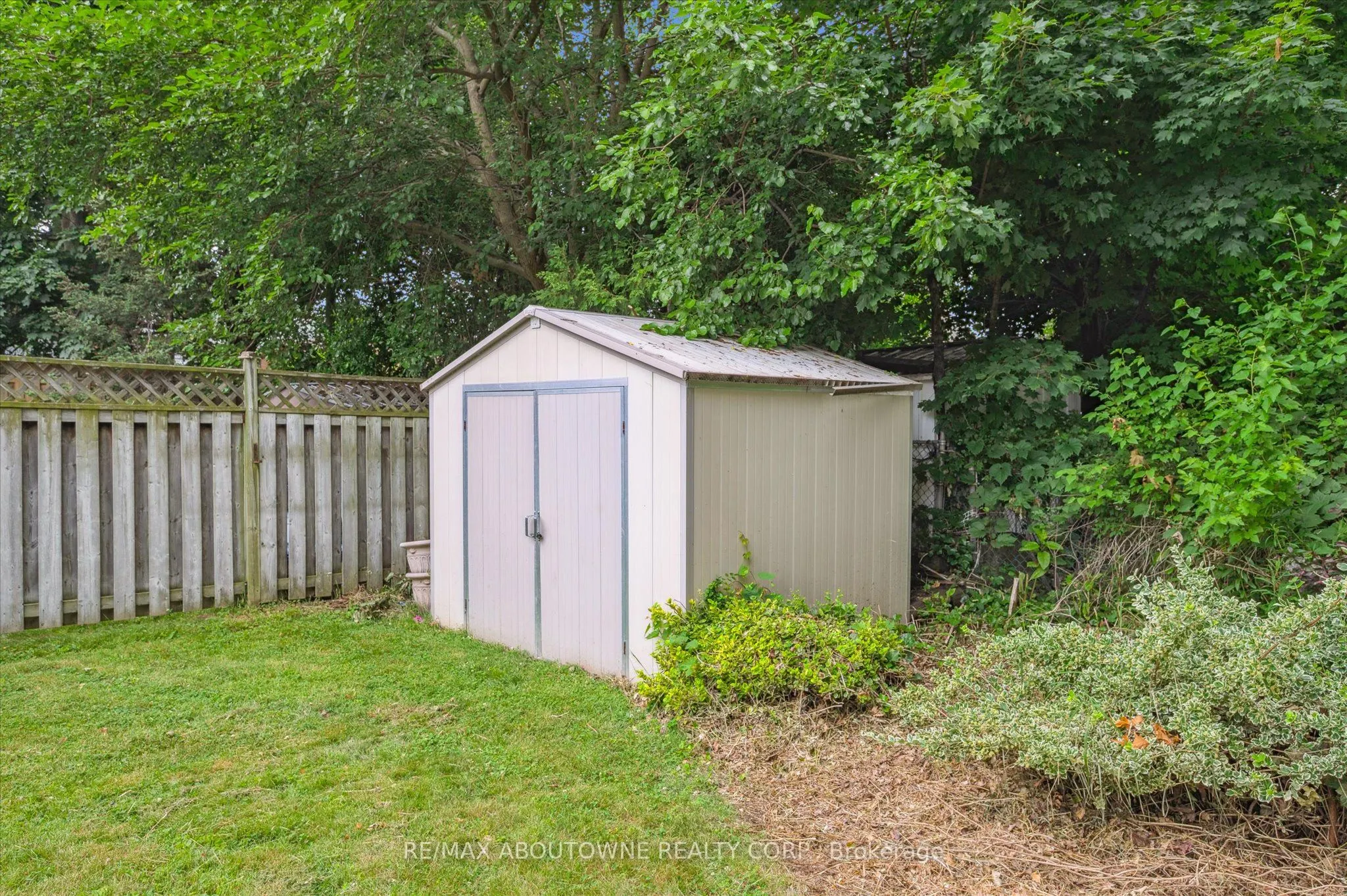 216 Bell Avenue