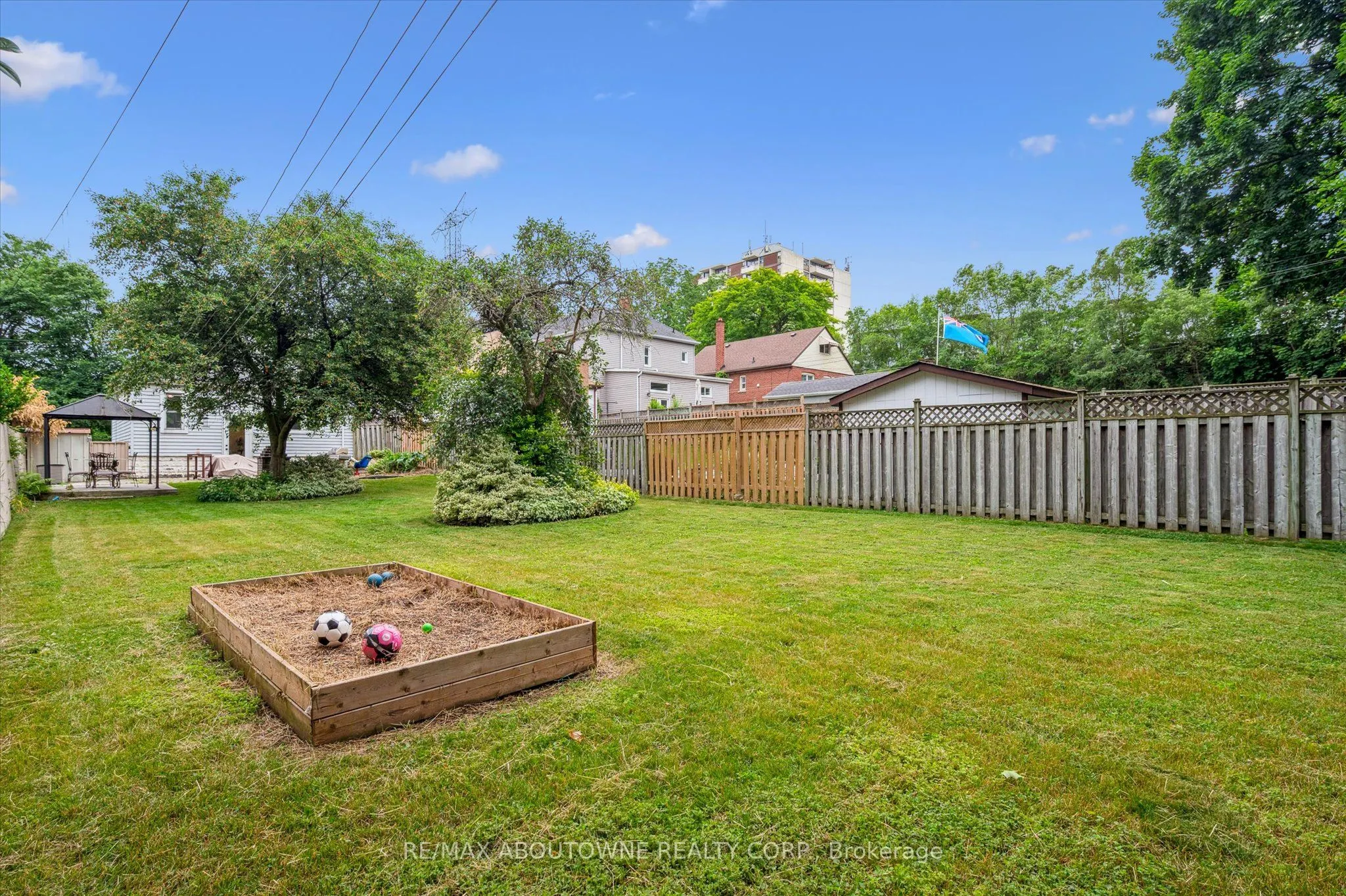 216 Bell Avenue