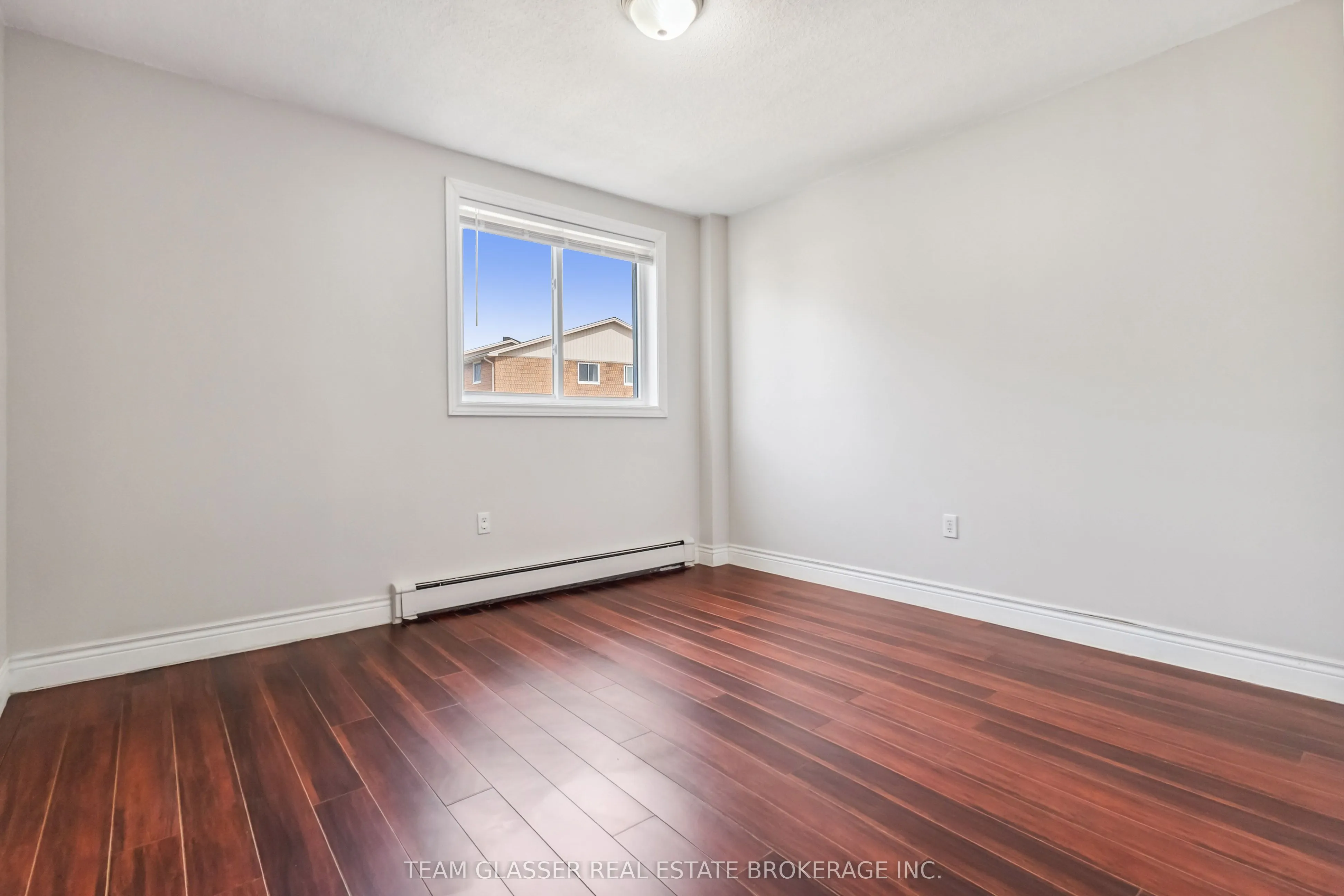 1590 Ernest Avenue, #201