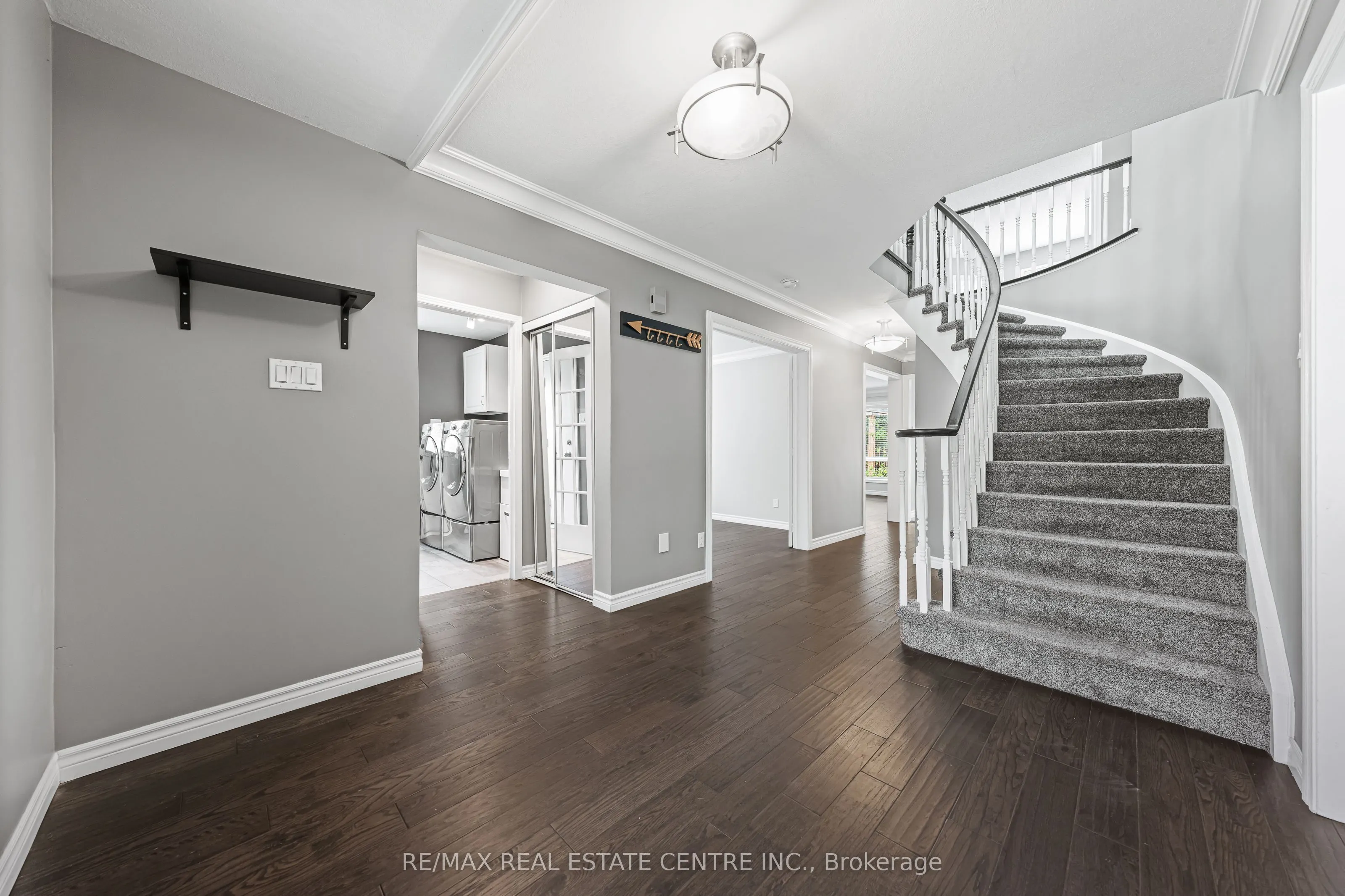 163 GLENVALLEY Drive