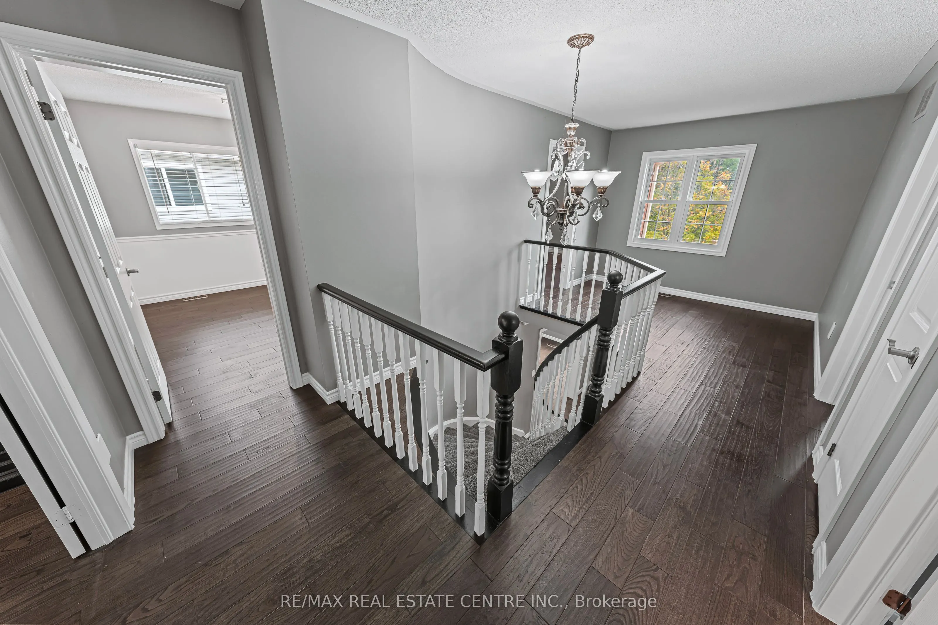163 GLENVALLEY Drive