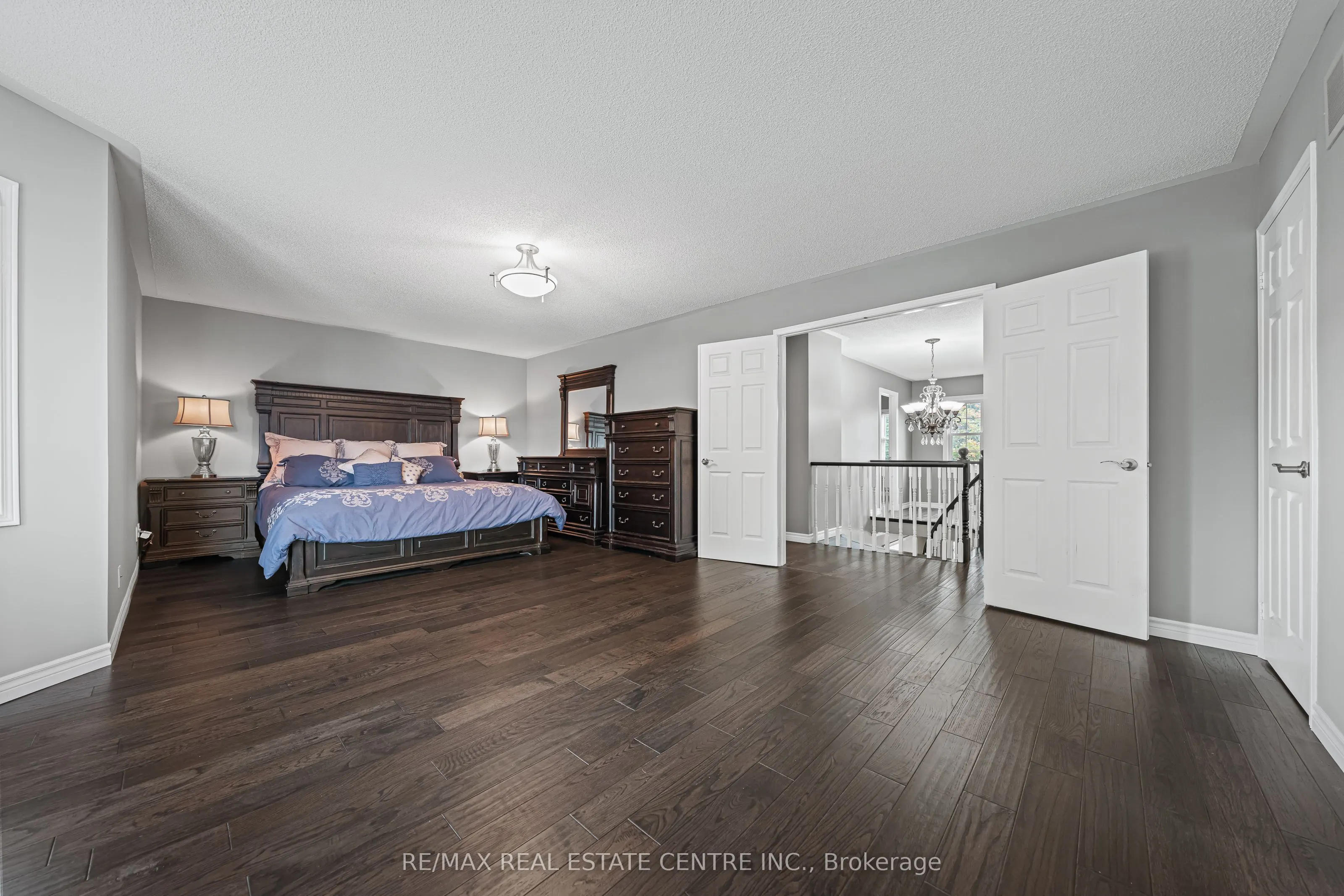 163 GLENVALLEY Drive