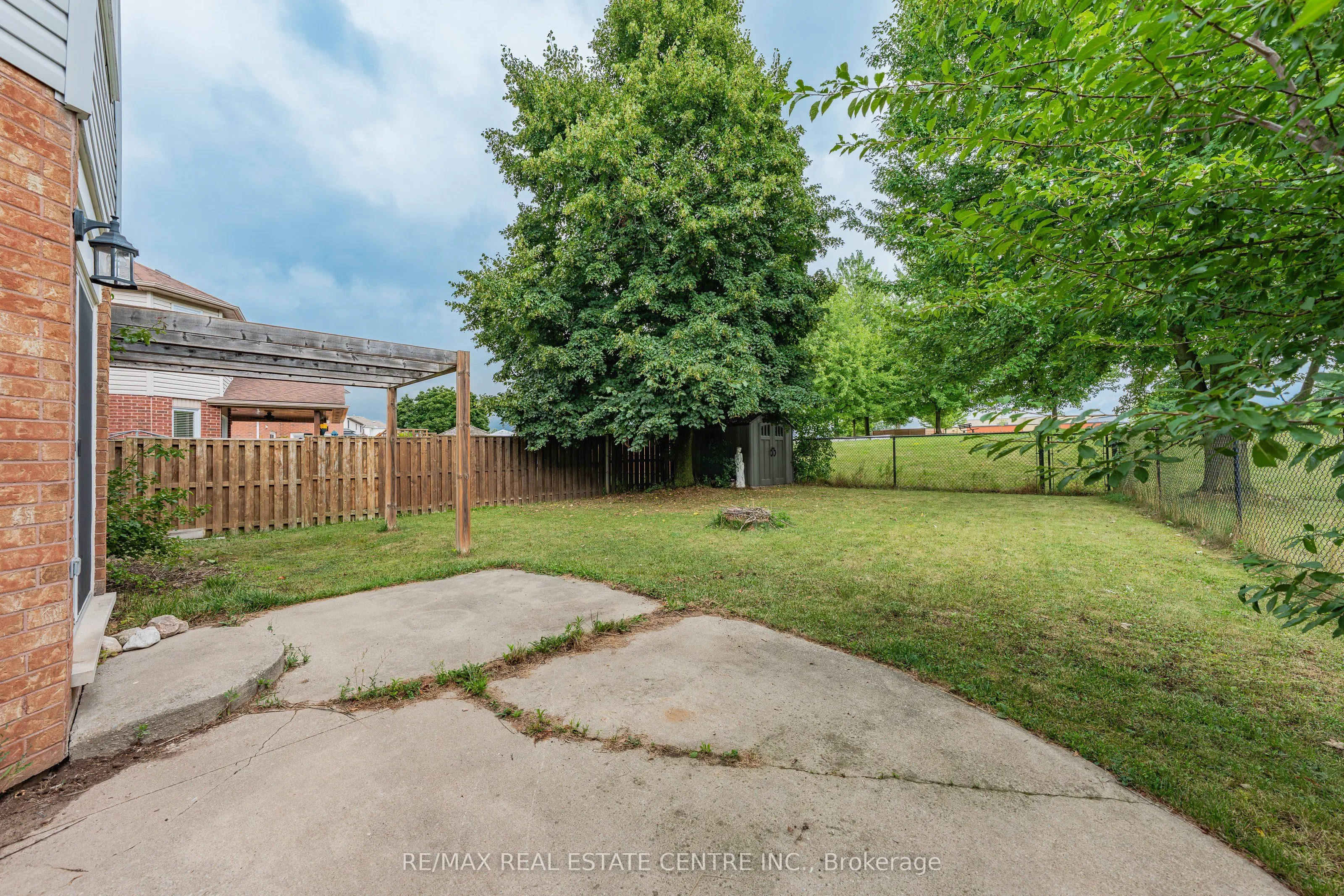 163 GLENVALLEY Drive