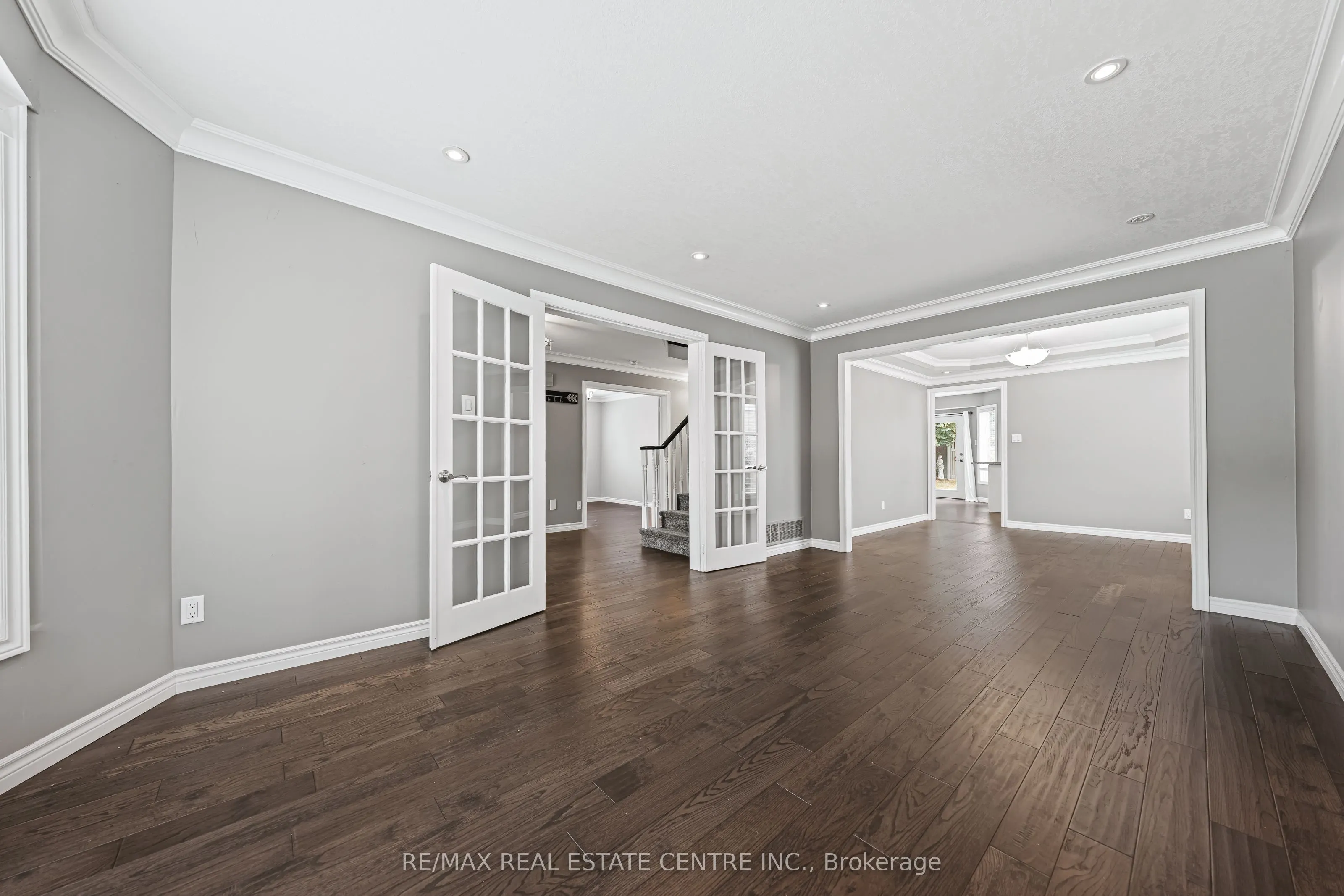 163 GLENVALLEY Drive