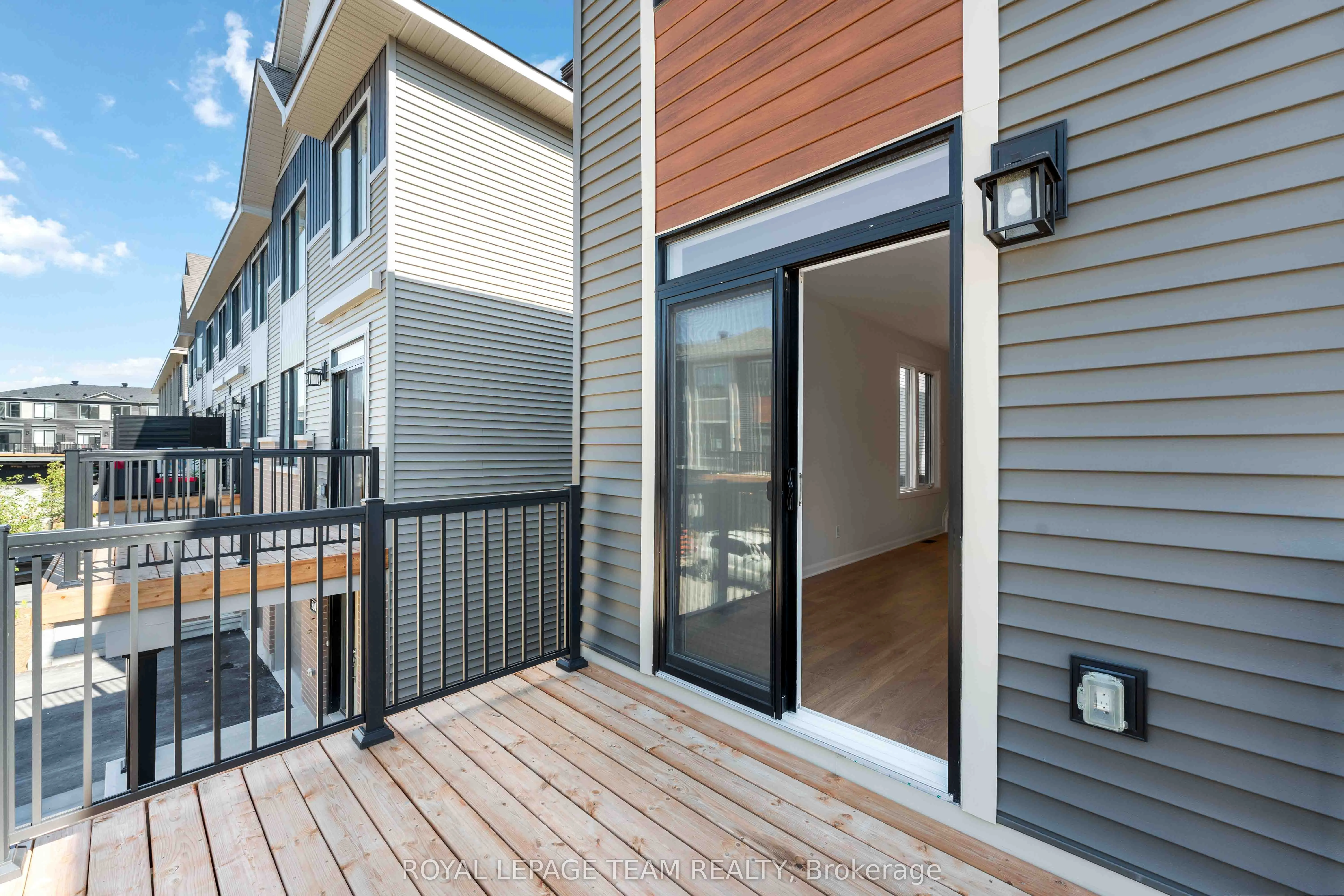 508 Woodlily Private