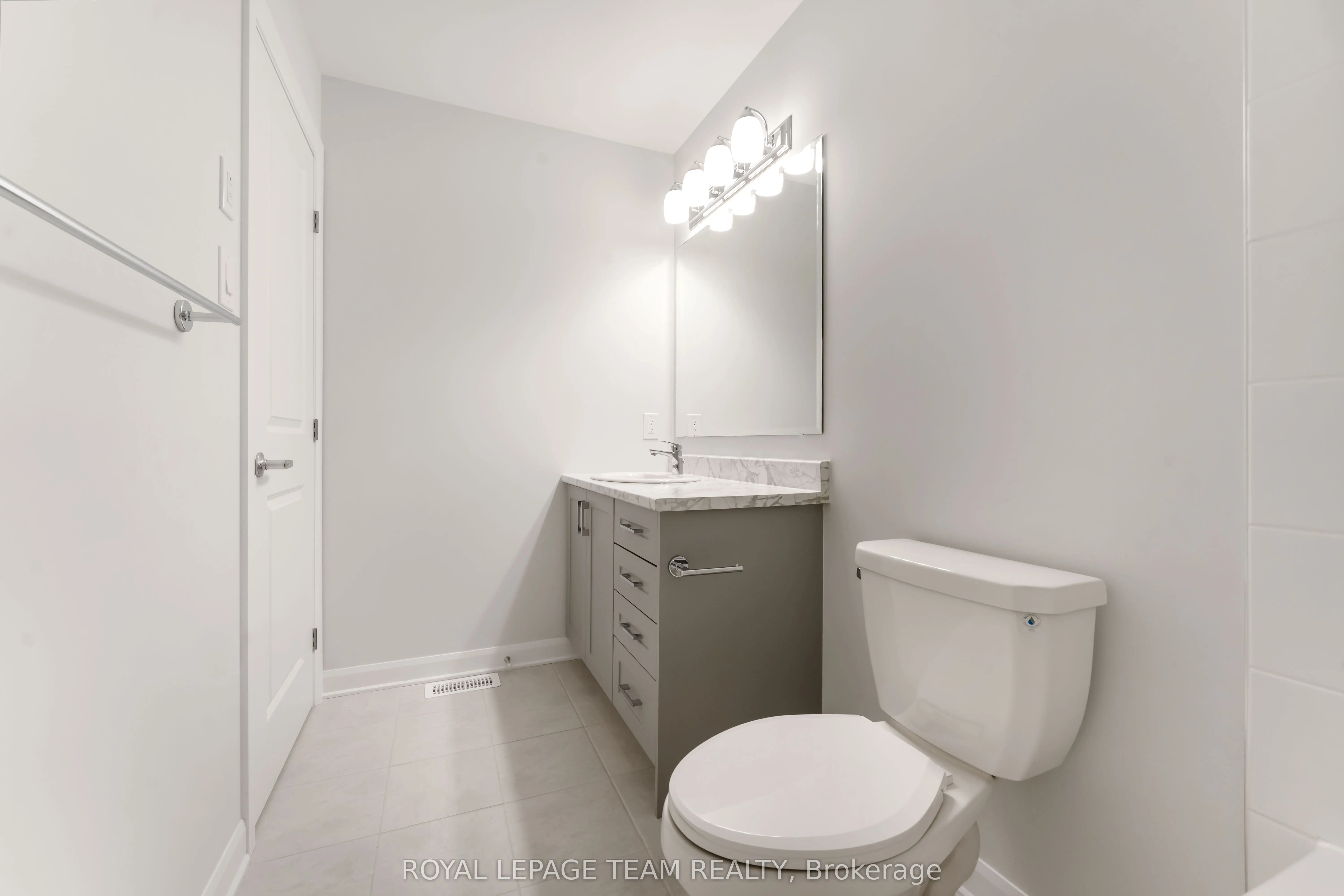508 Woodlily Private