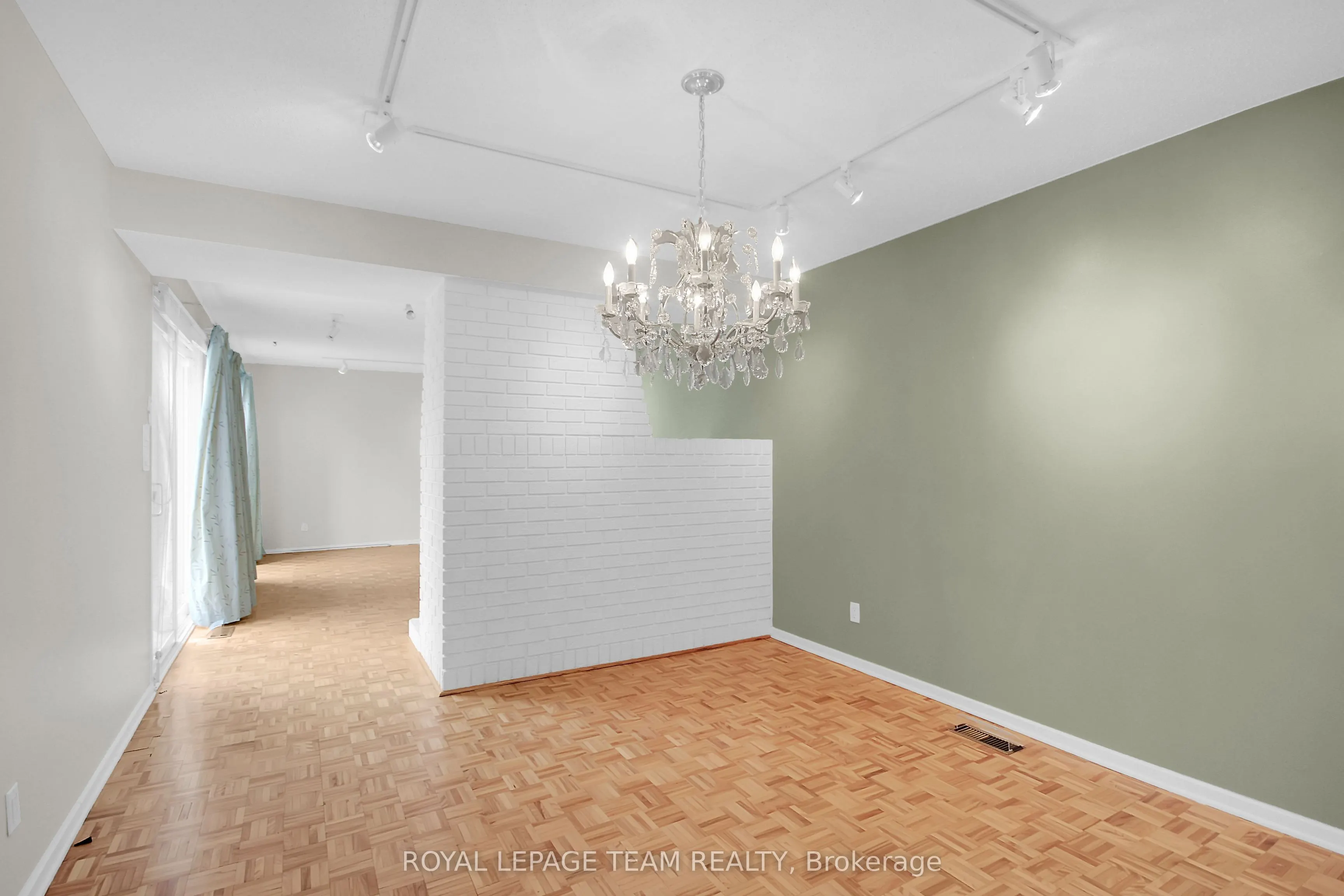 26 Jackson Court, #26
