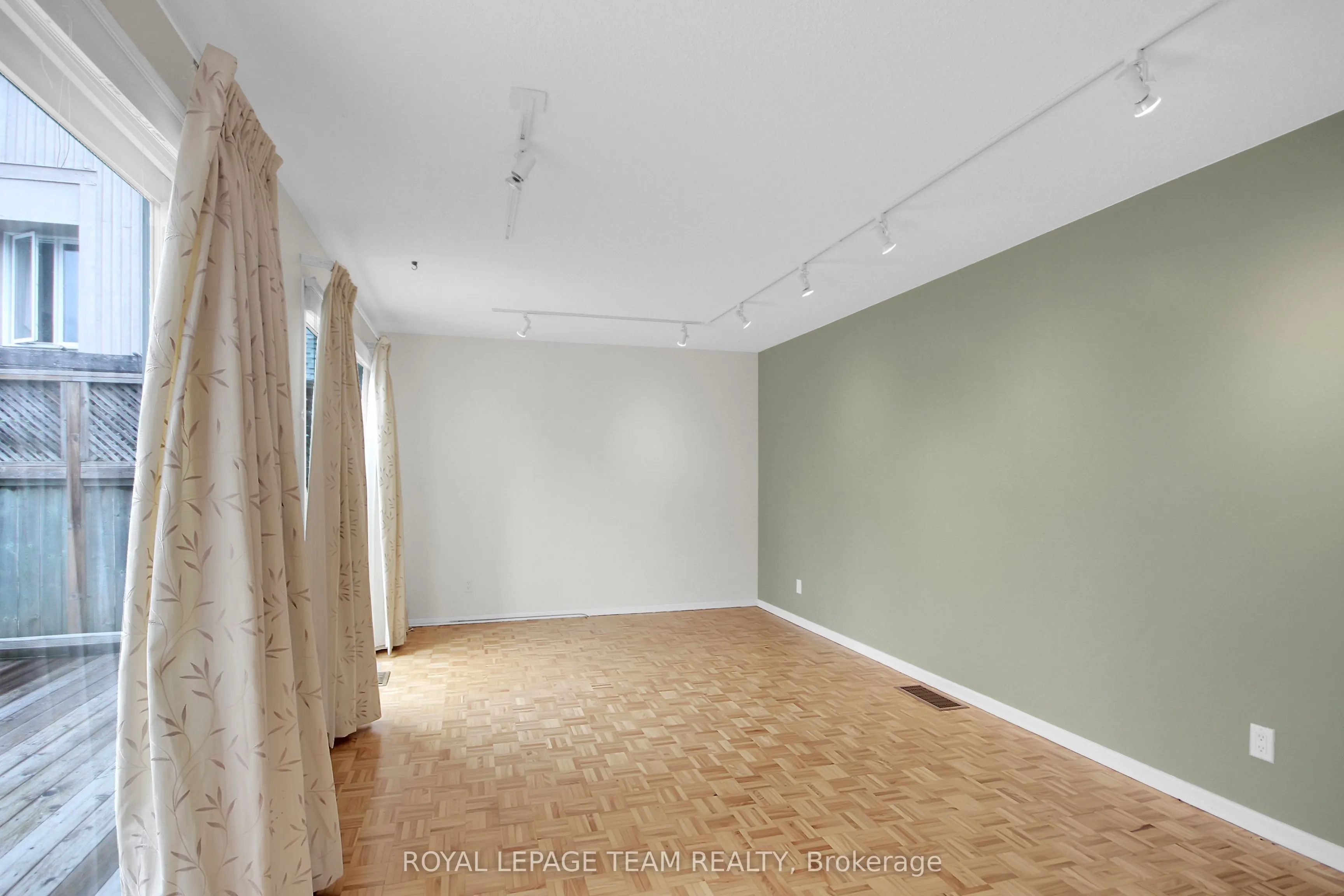 26 Jackson Court, #26