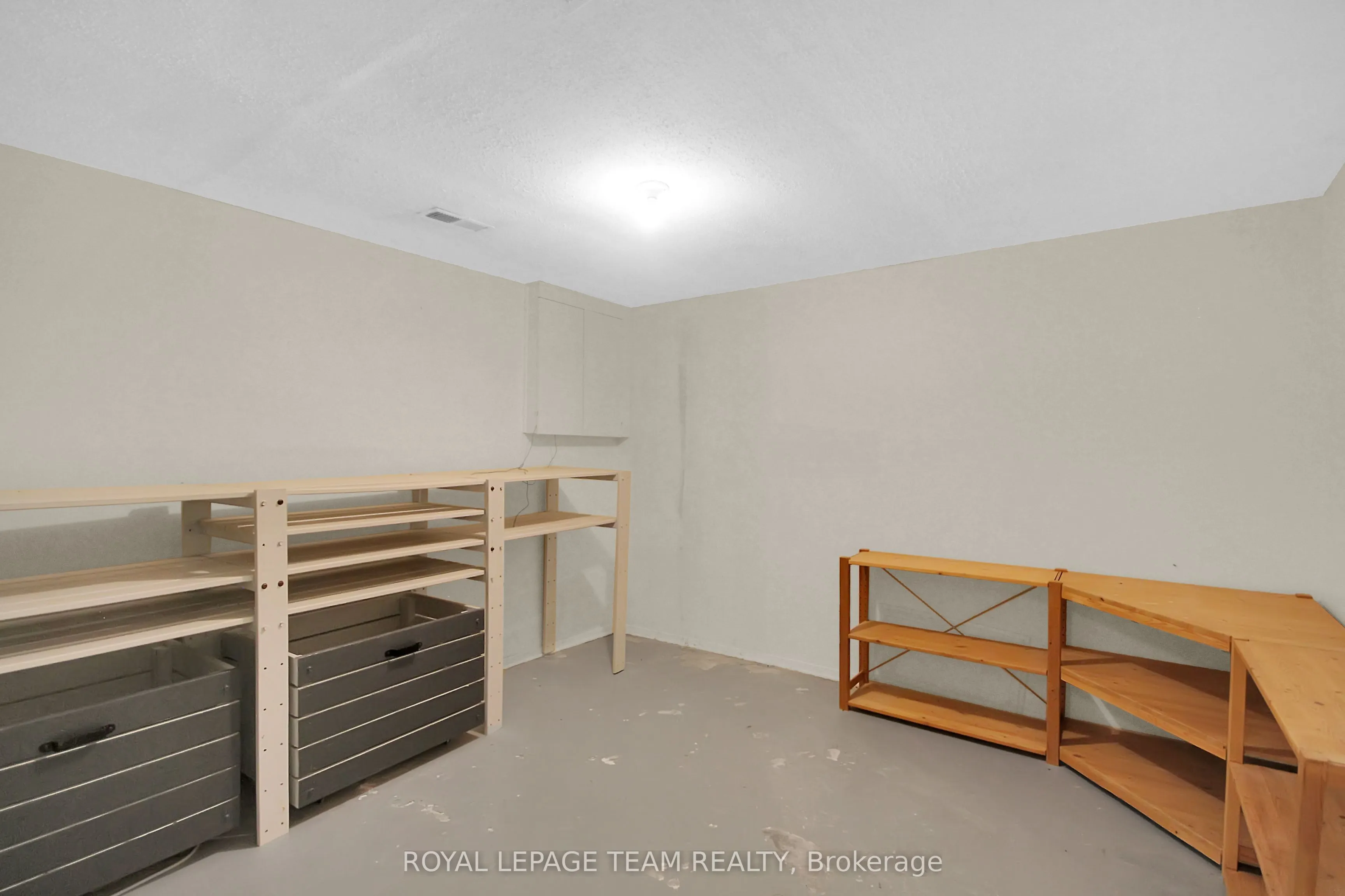 26 Jackson Court, #26