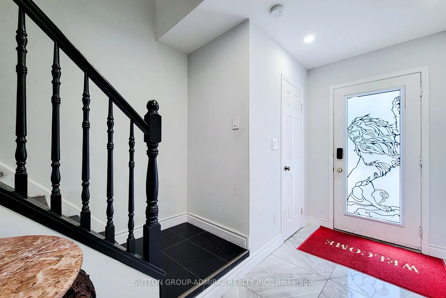 2 Royalwood Court, #52