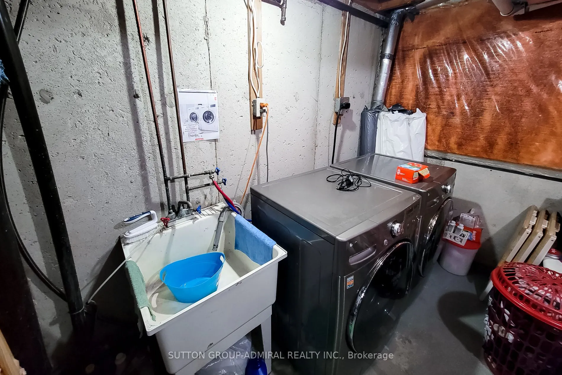 2 Royalwood Court, #52