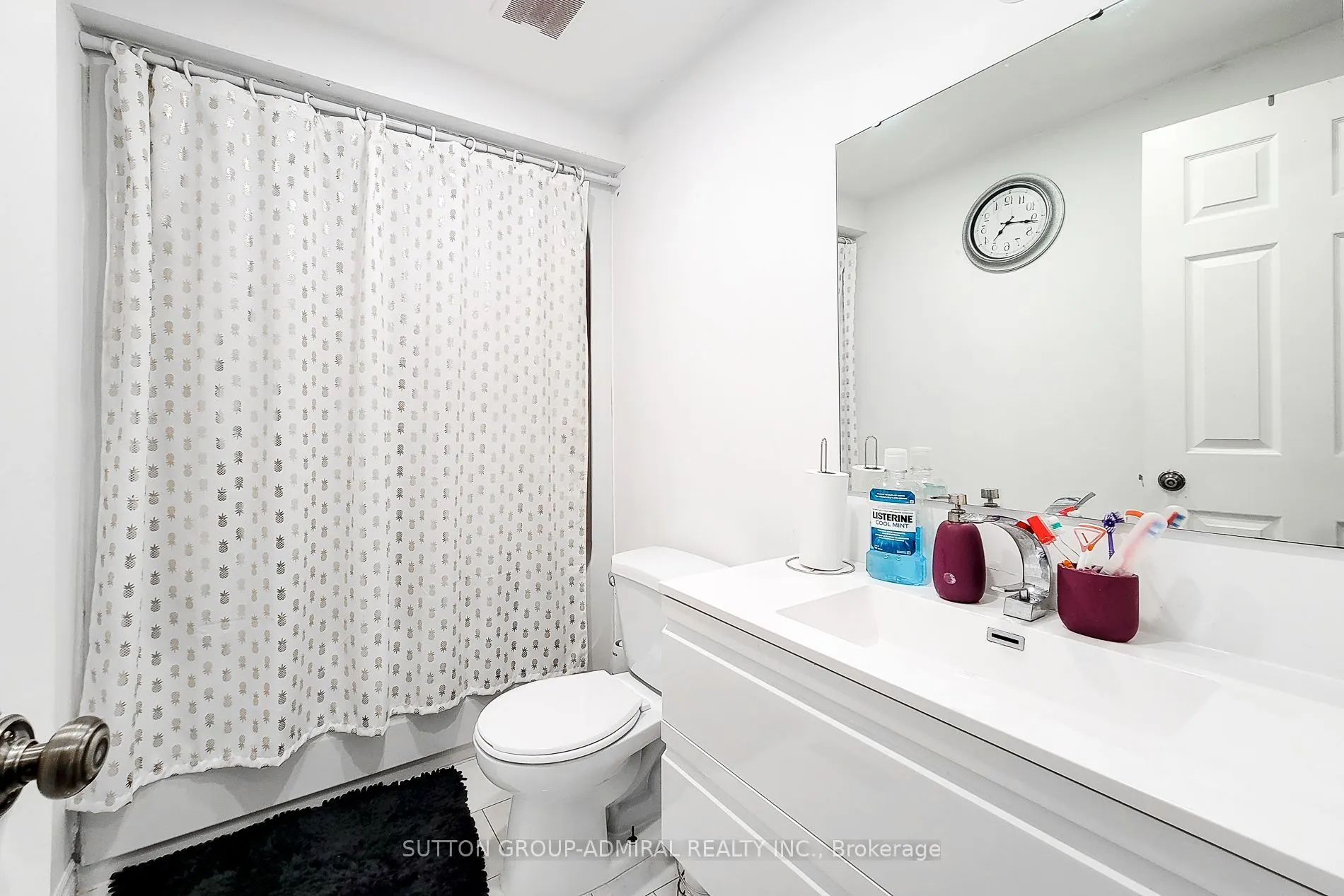 2 Royalwood Court, #52