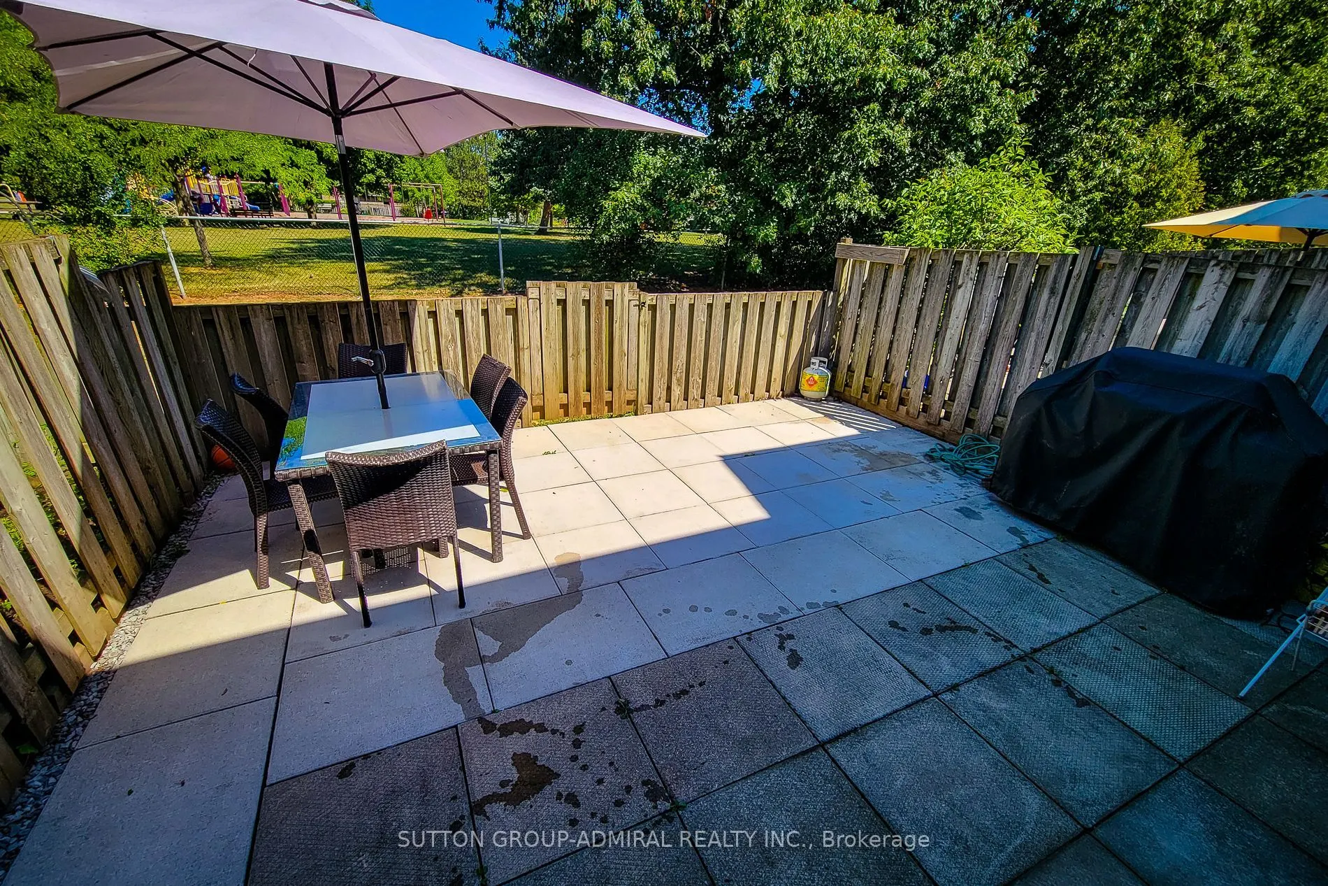 2 Royalwood Court, #52