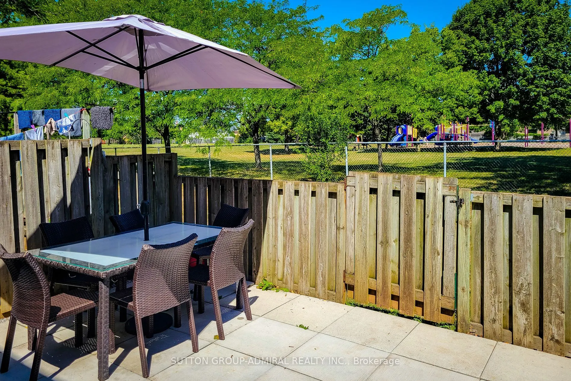2 Royalwood Court, #52