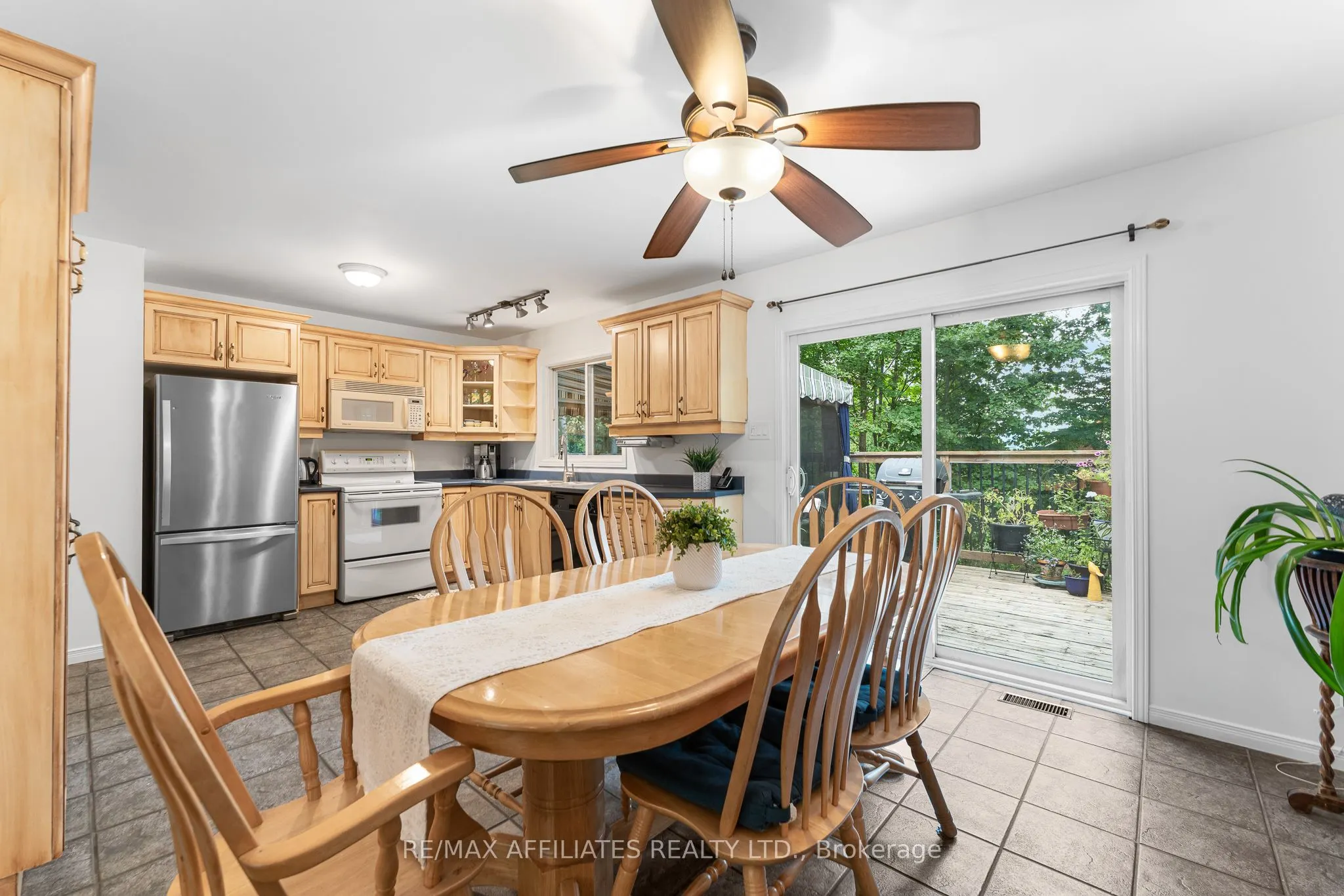 3662 Forestview Lane
