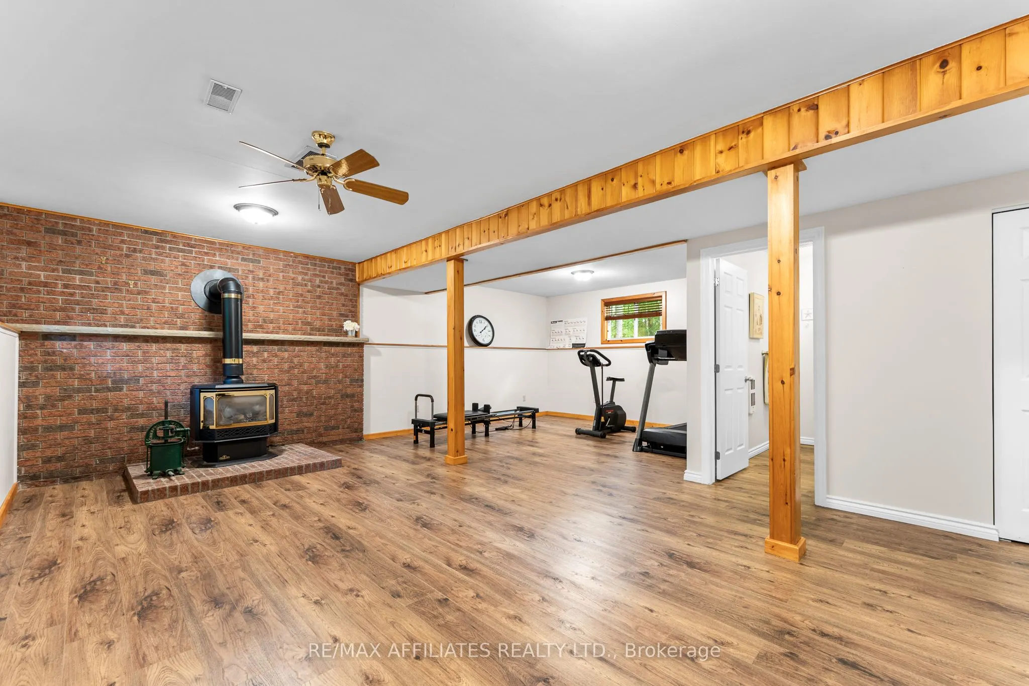 3662 Forestview Lane