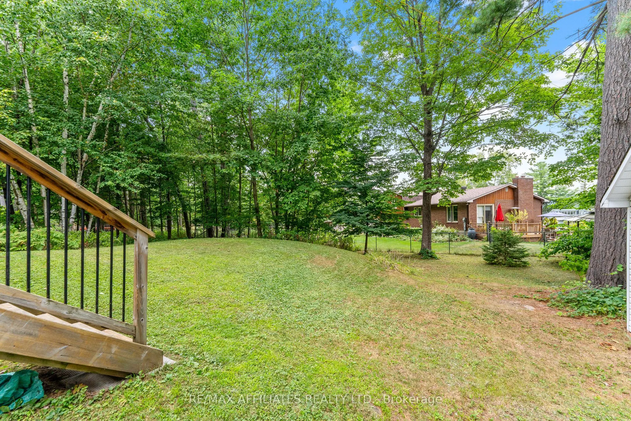 3662 Forestview Lane