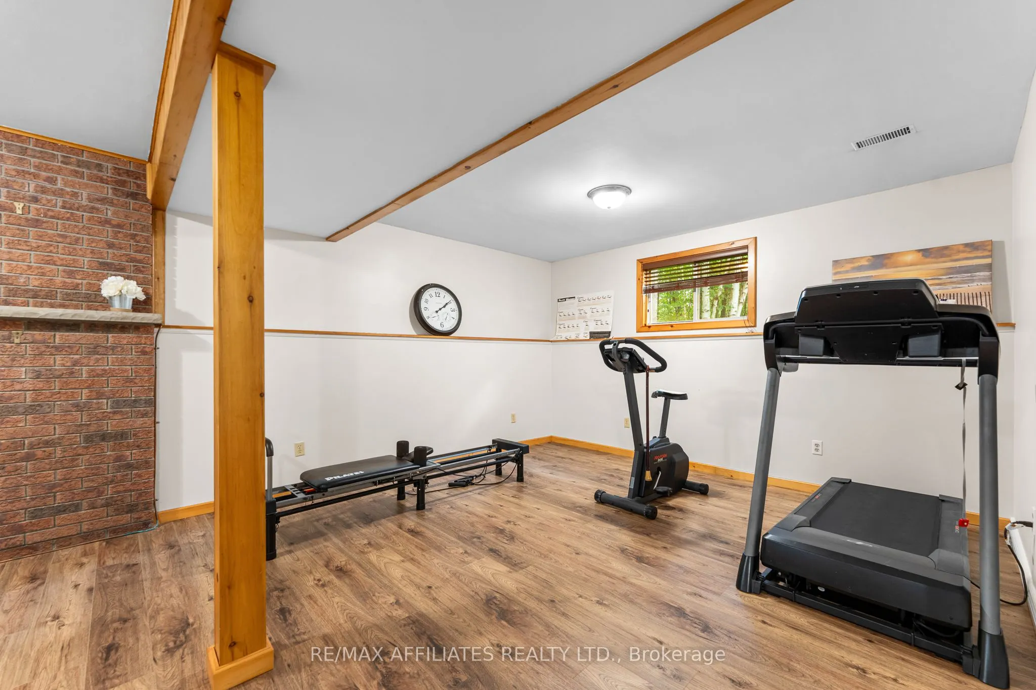 3662 Forestview Lane