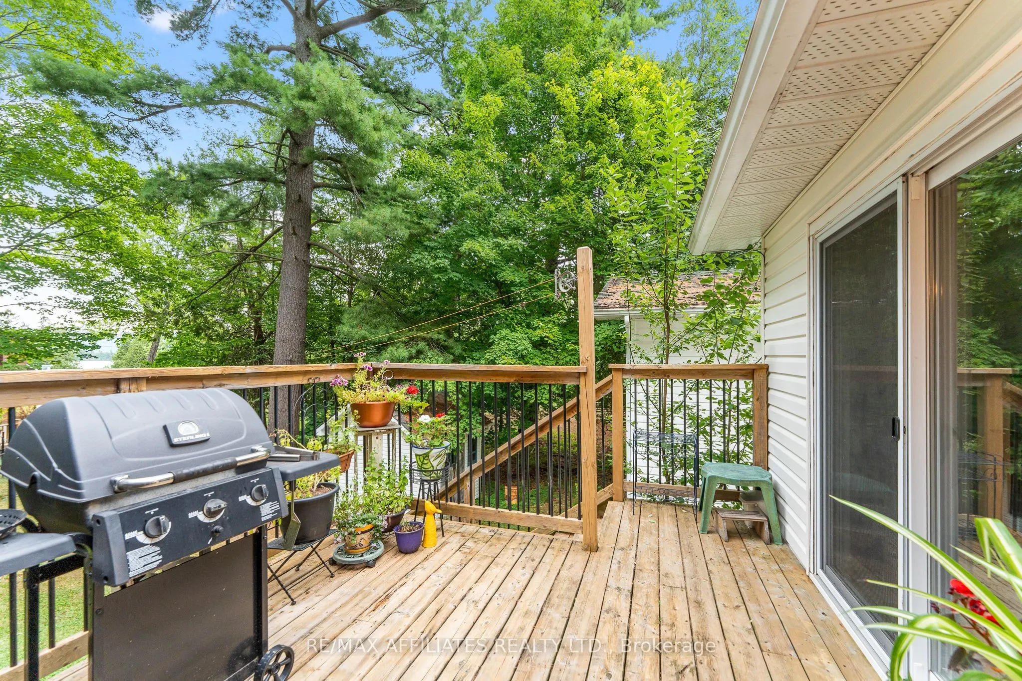 3662 Forestview Lane