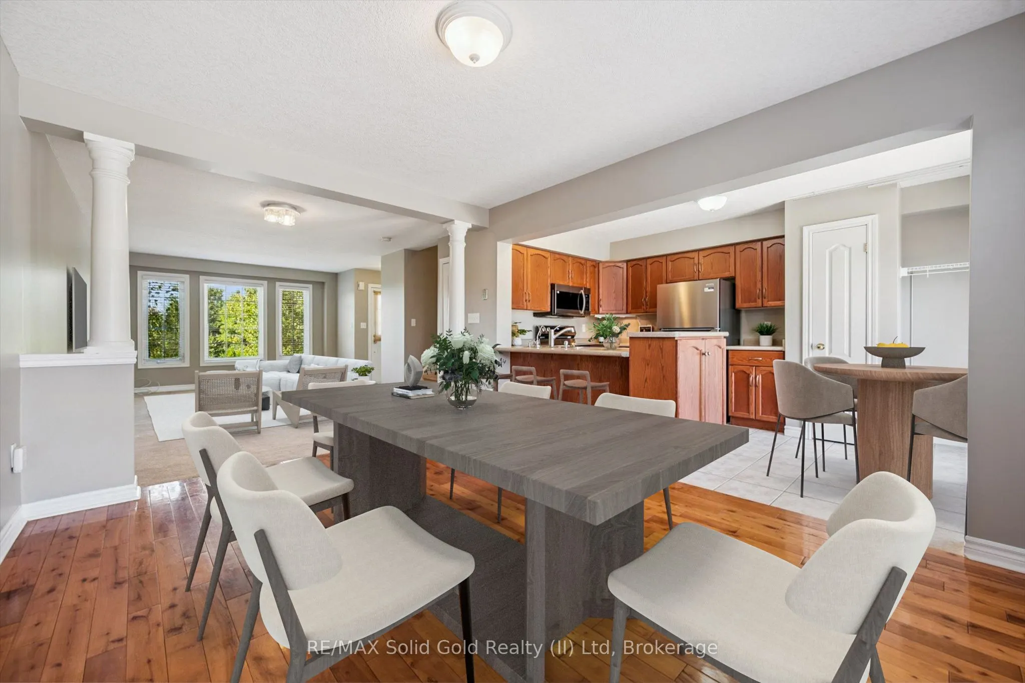 543 Victoria Road N