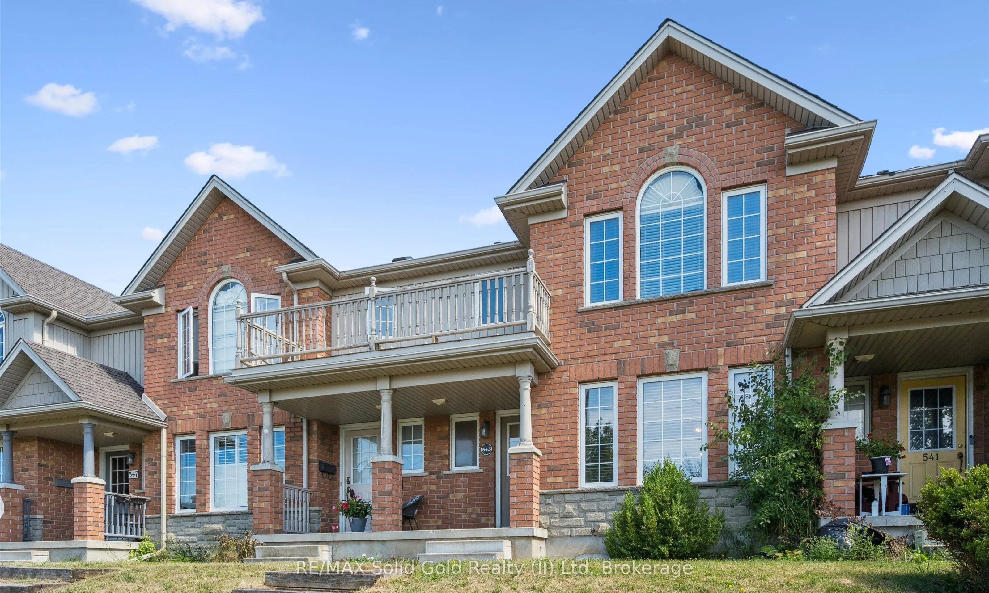 543 Victoria Road N