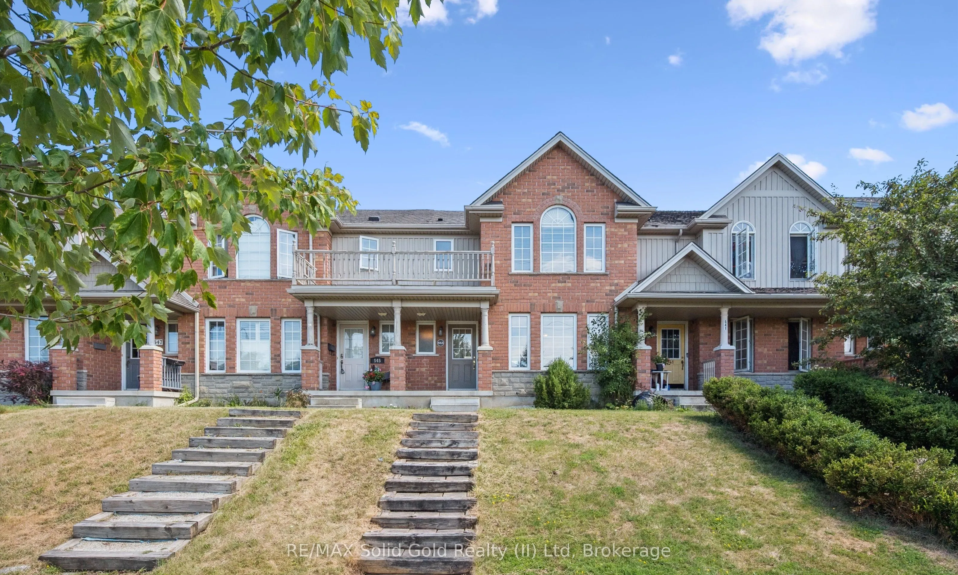 543 Victoria Road N