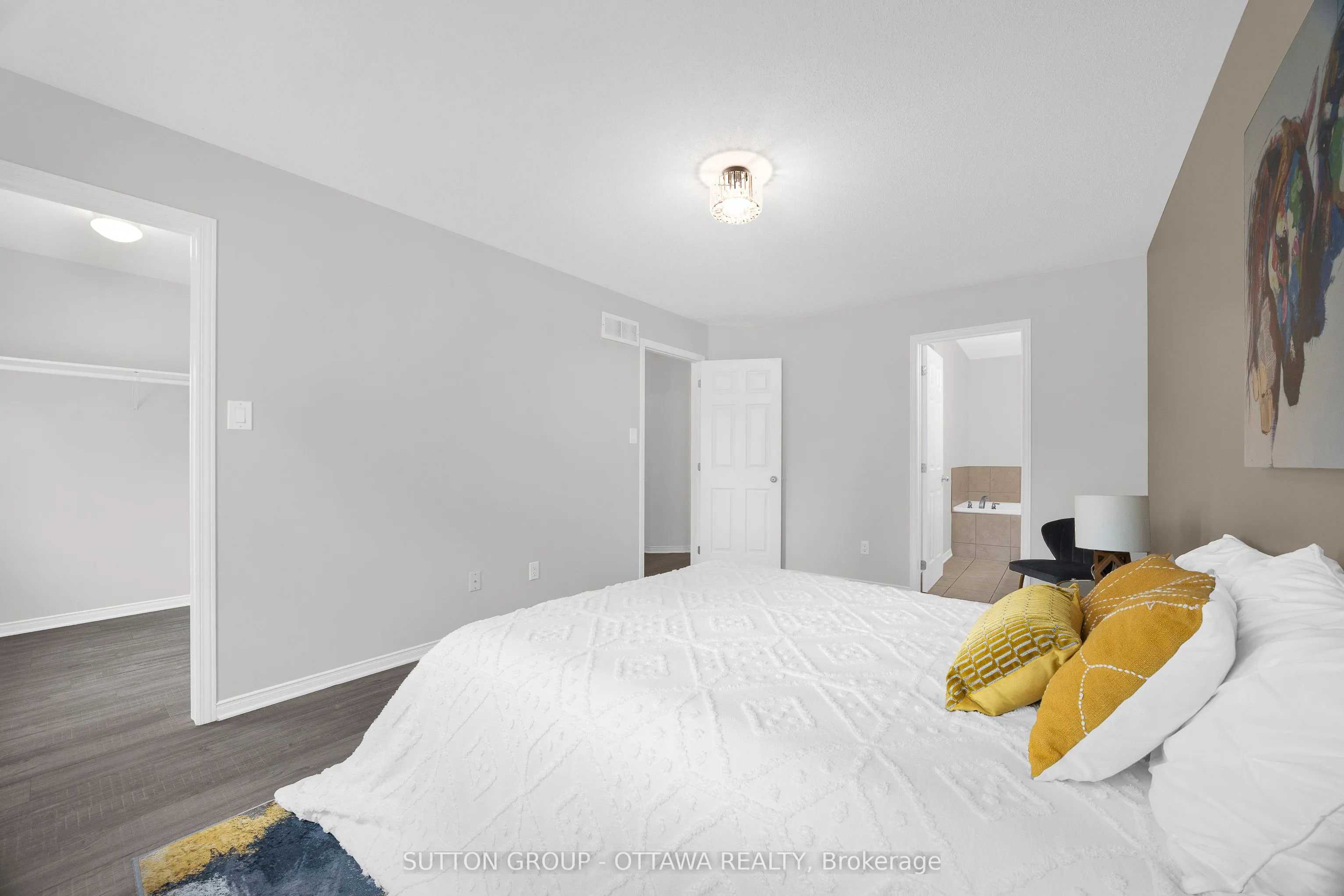 554 Ashbourne Crescent