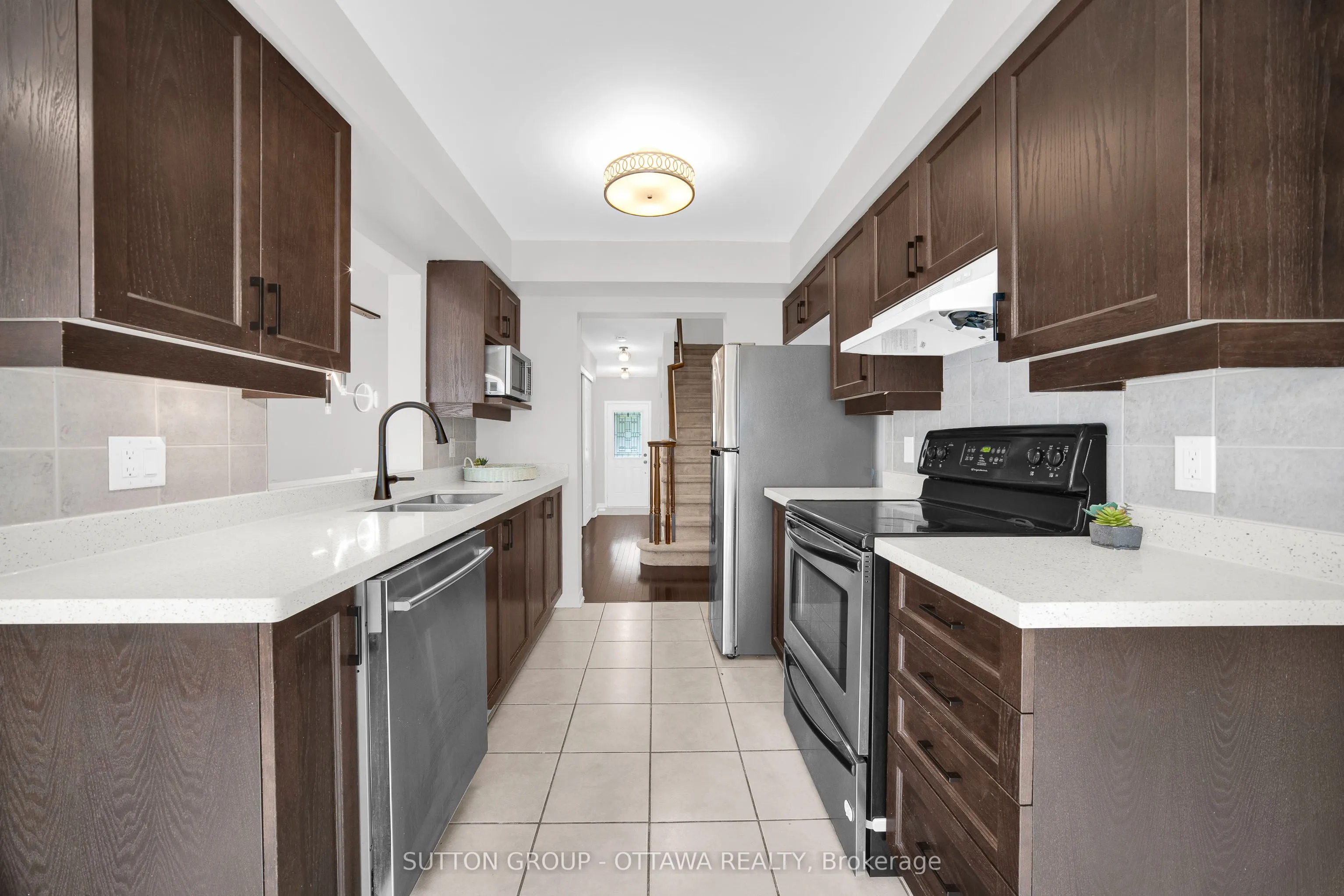 554 Ashbourne Crescent