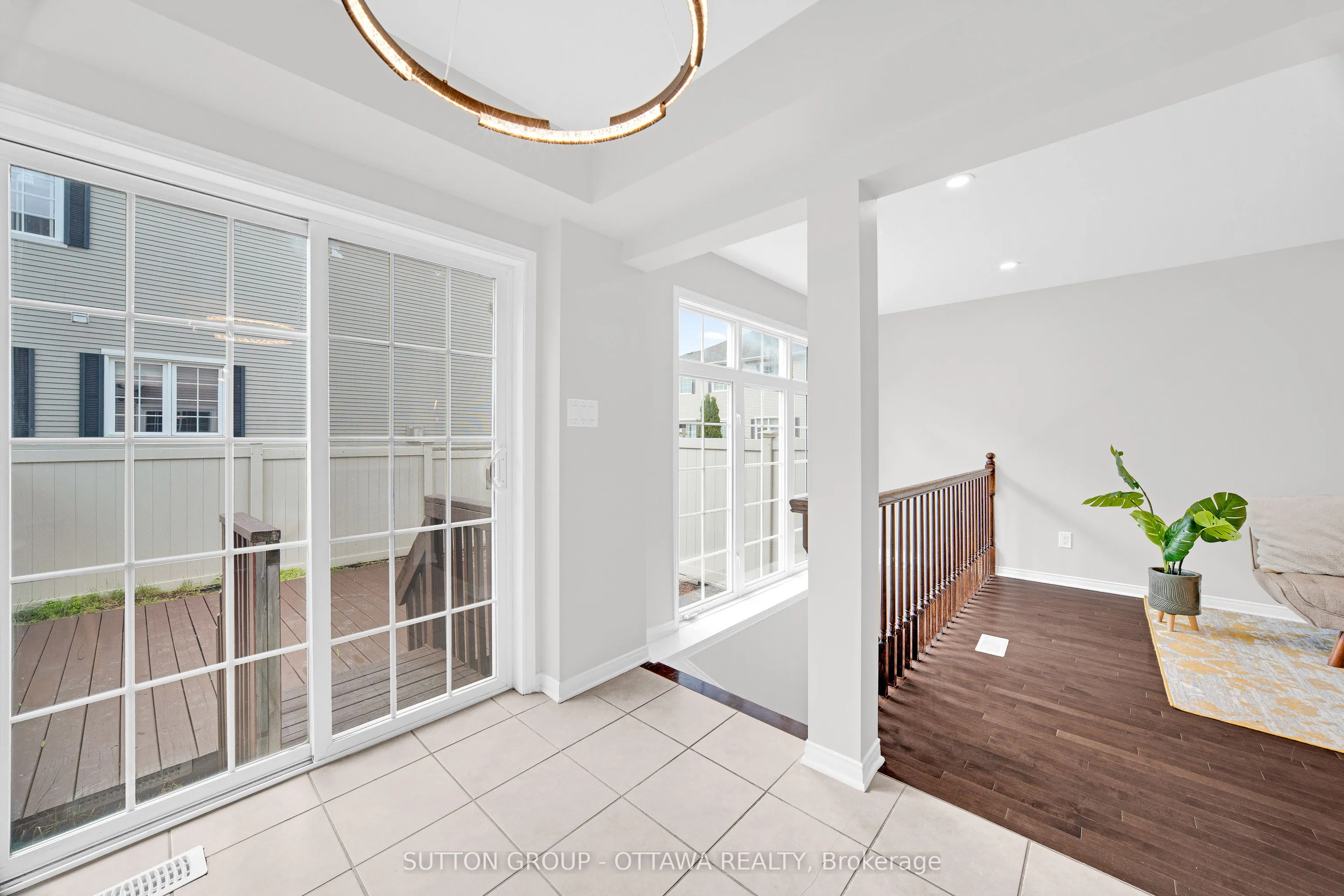 554 Ashbourne Crescent