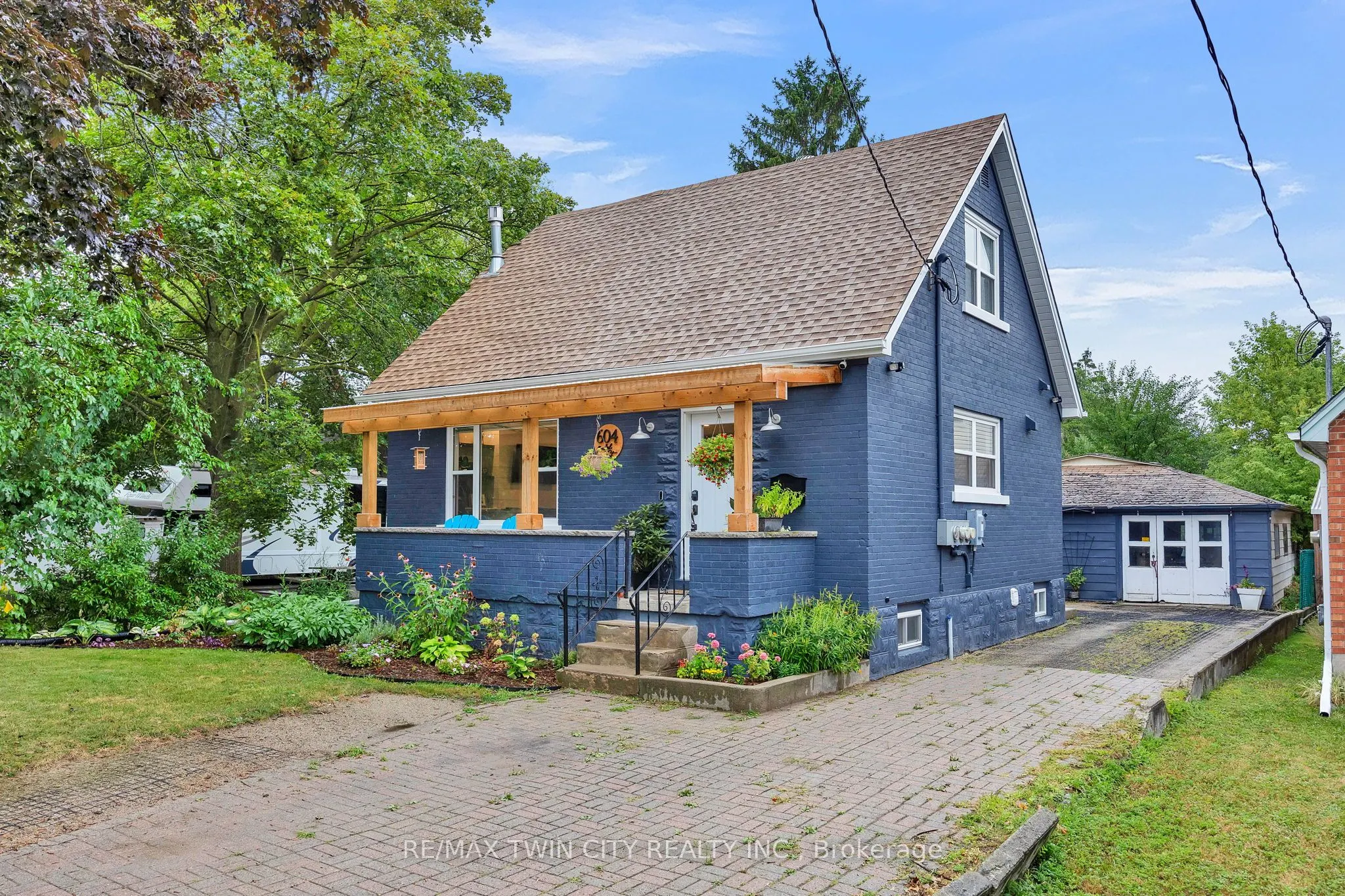 604 Guelph Street