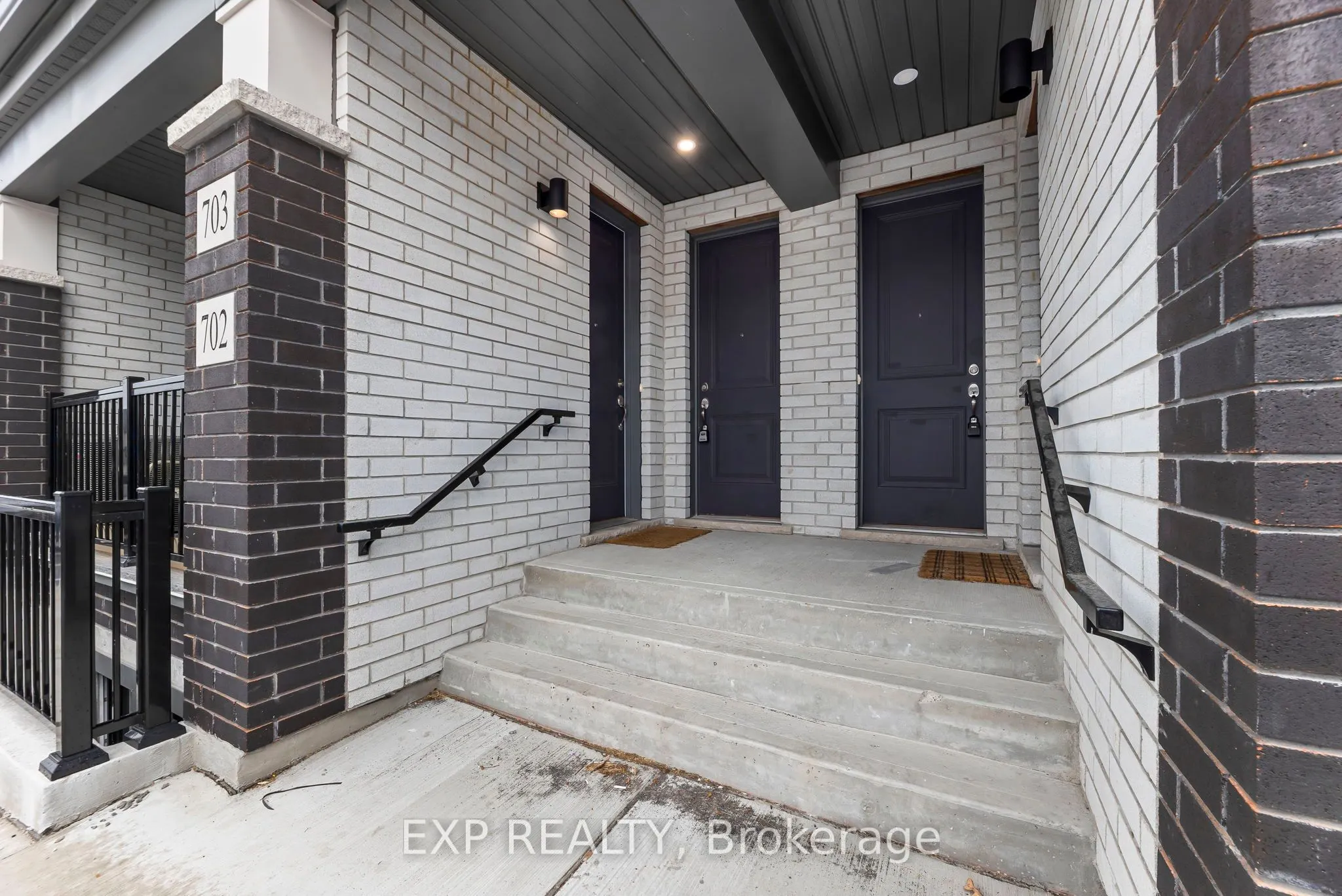 160 Densmore Road, #703