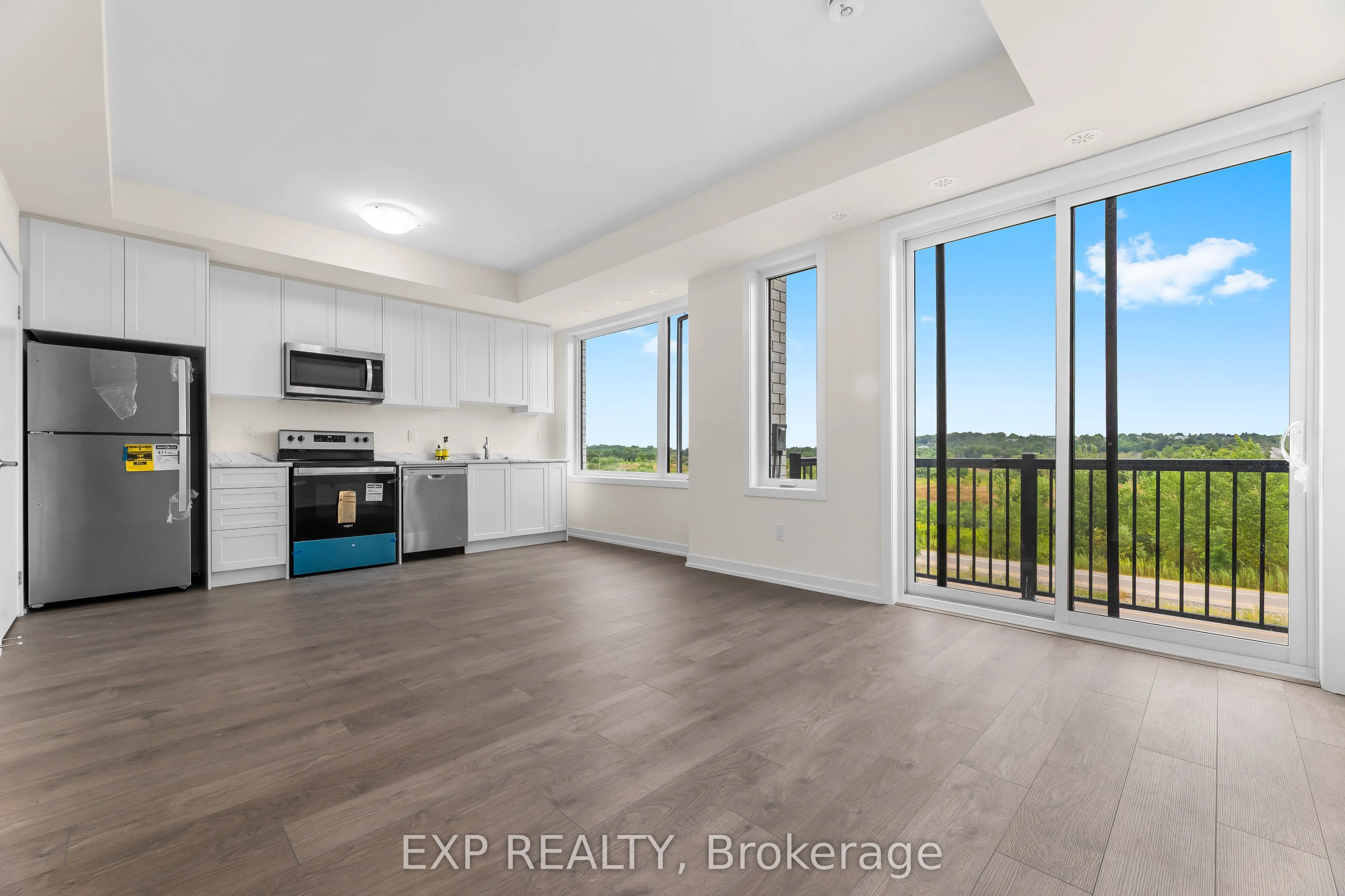 160 Densmore Road, #703