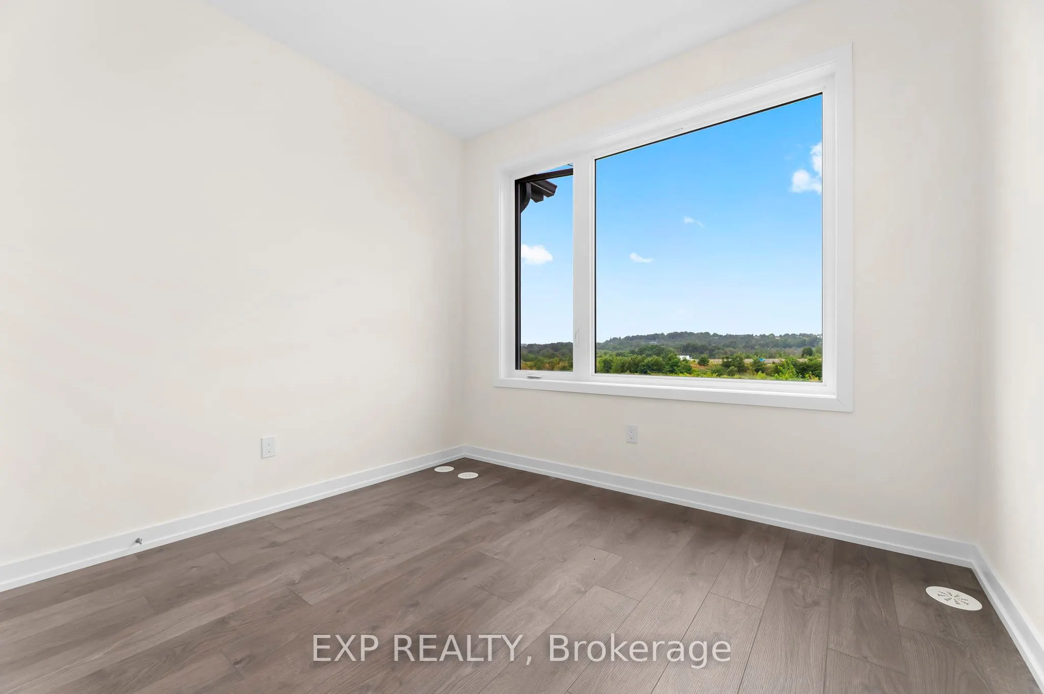 160 Densmore Road, #703