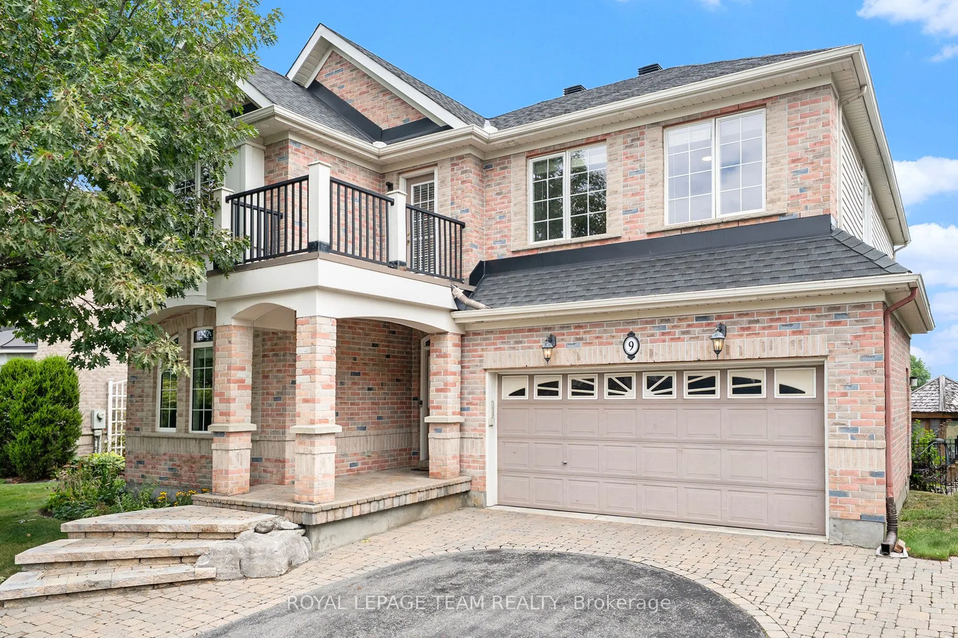 9 Fencerow Way