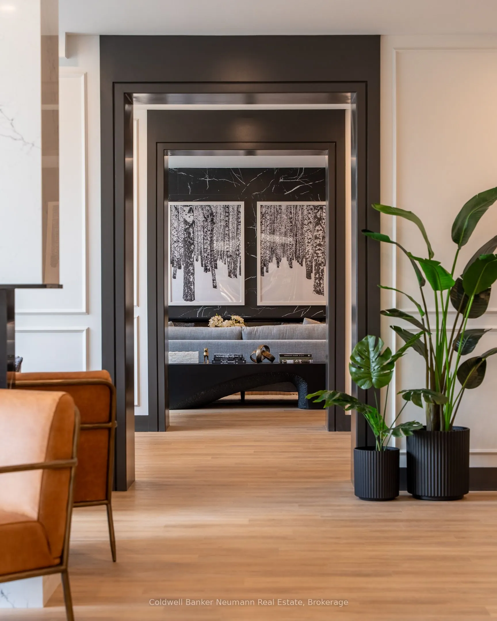 1882 Gordon Street, #208