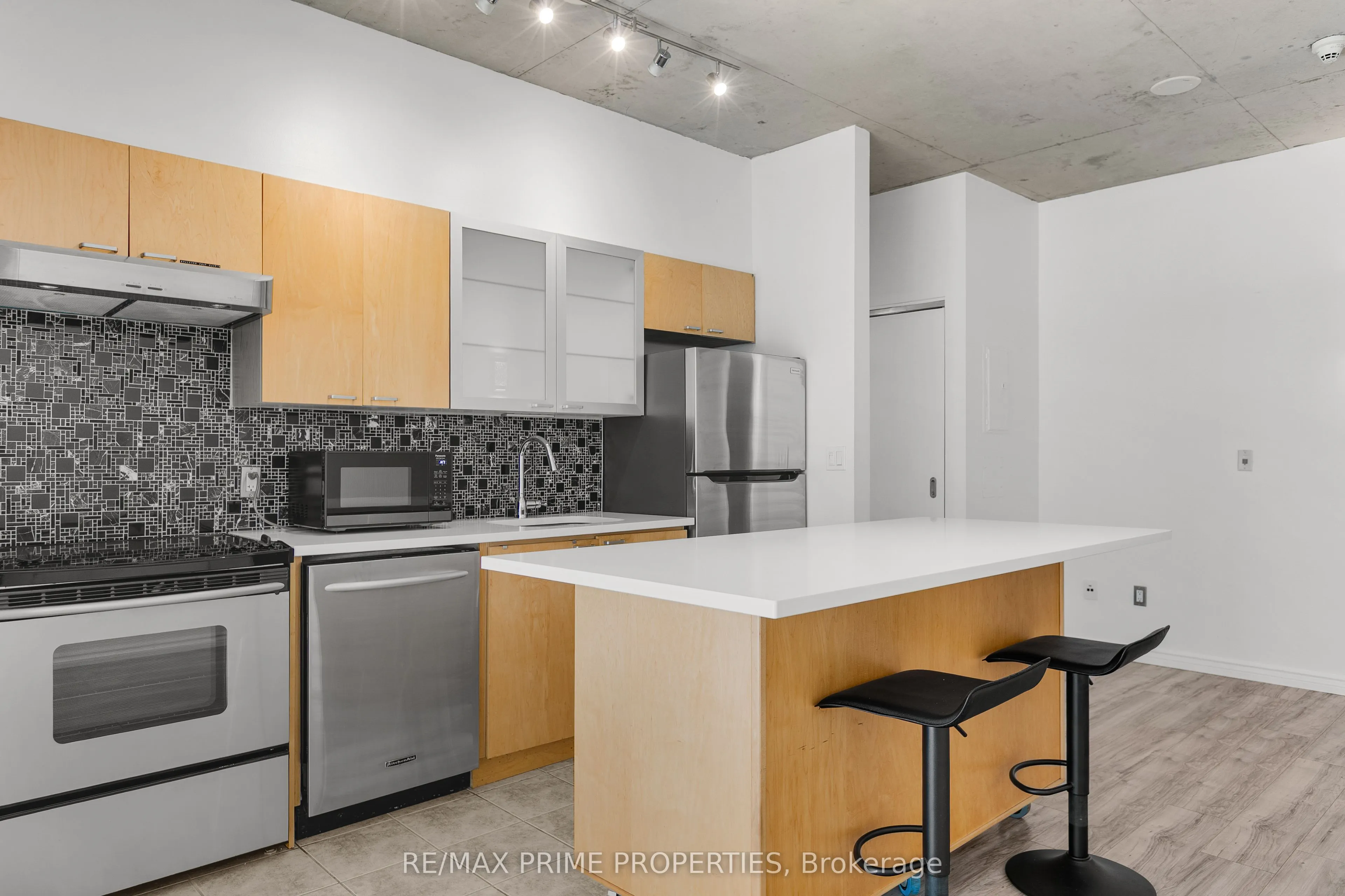 383 Cumberland Street, #311