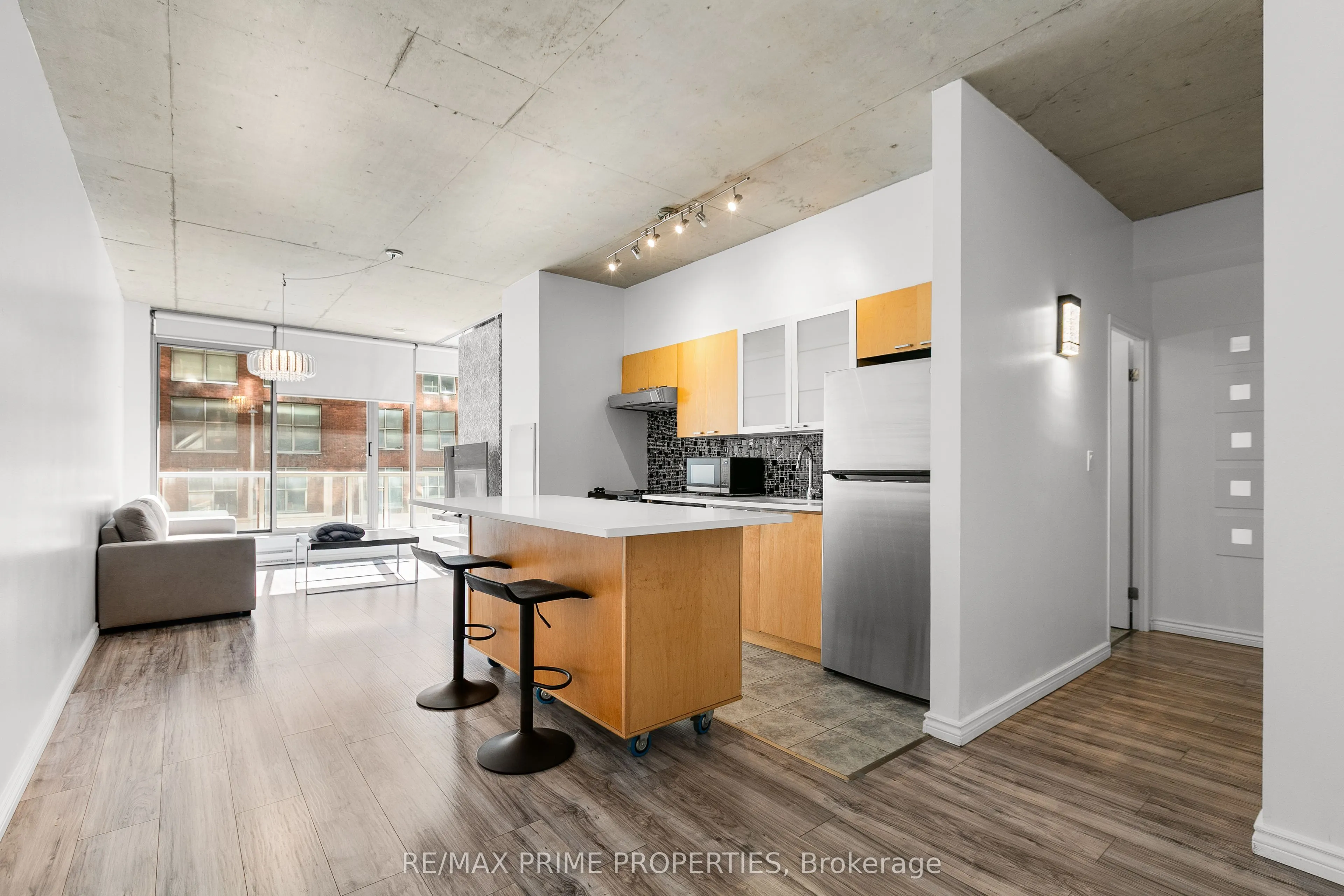 383 Cumberland Street, #311