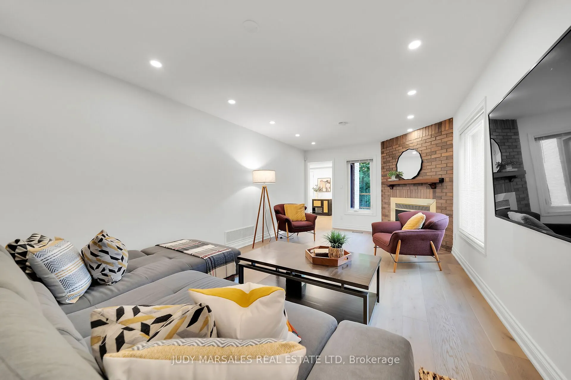 26 Huntingwood Avenue