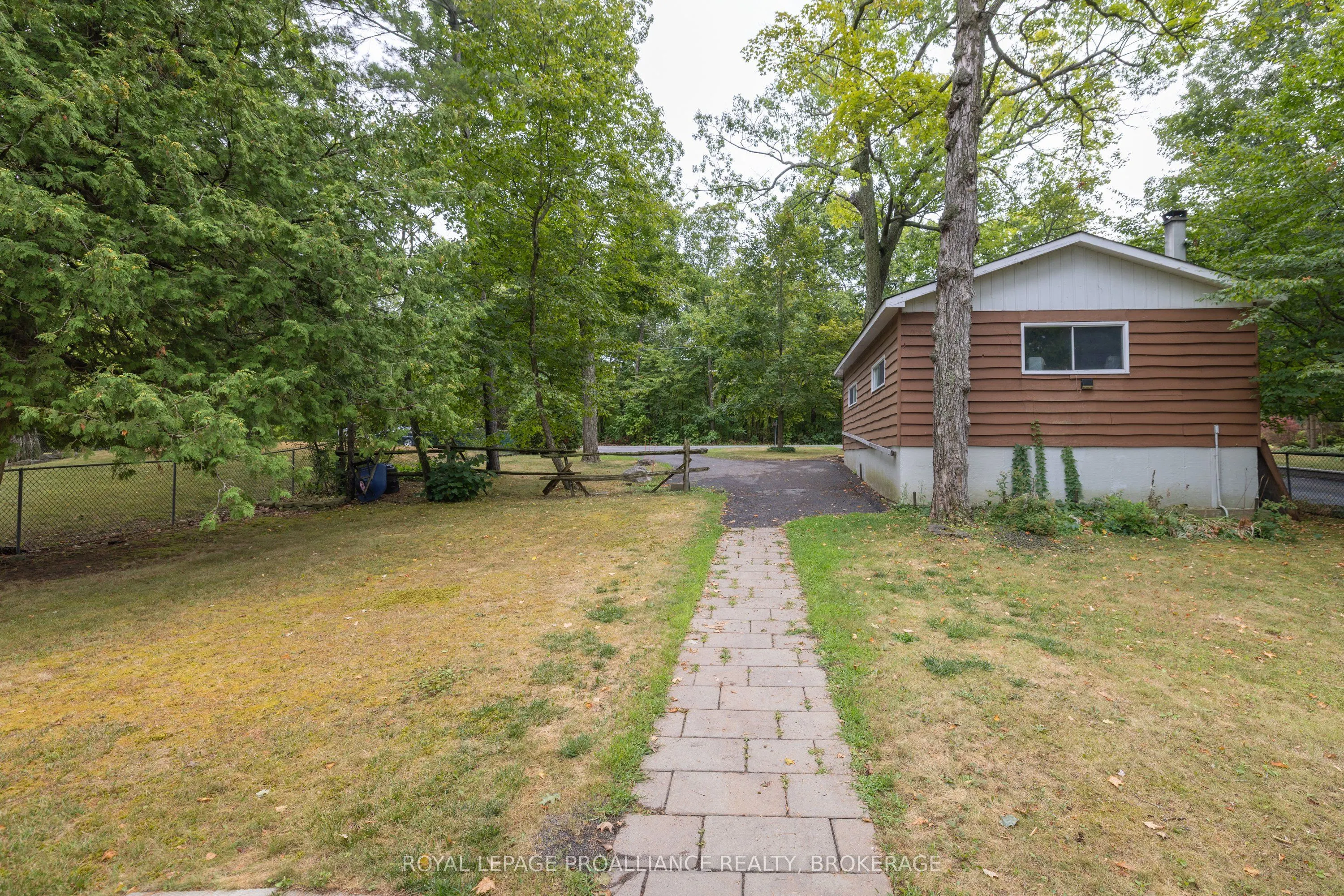 314 Nicholson Point Road